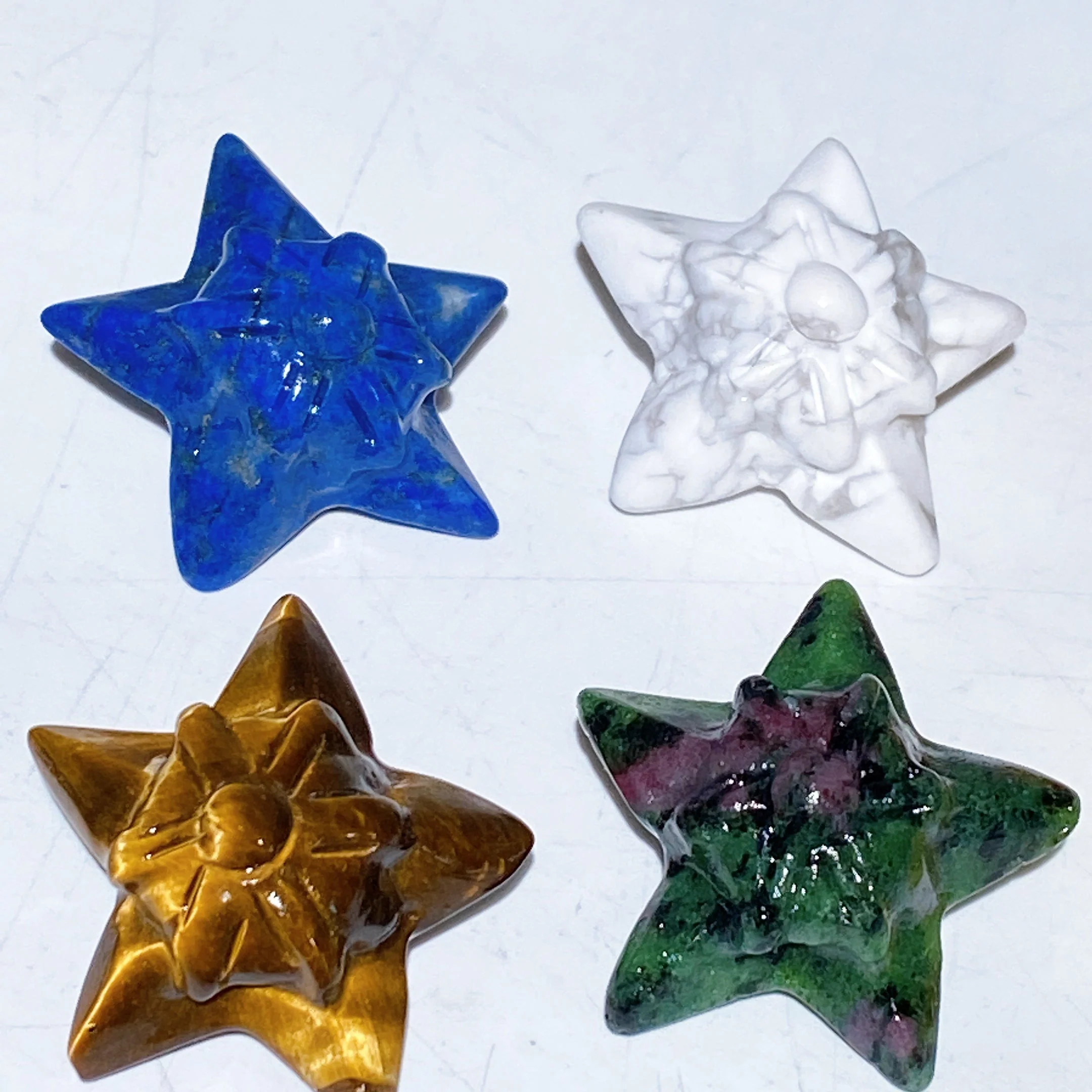 1.1 inch Healing Crystal Star Carvings in Multiple Stones - Image 2