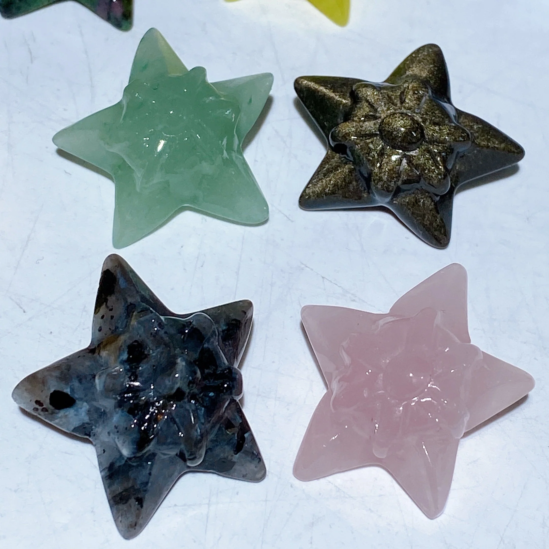 1.1 inch Healing Crystal Star Carvings in Multiple Stones - Image 4