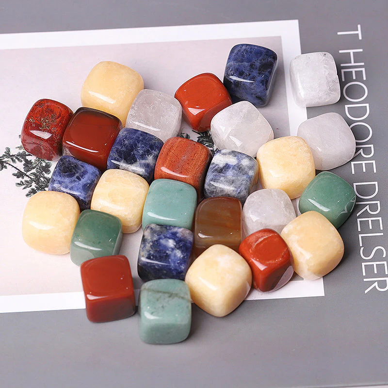 15mm Mixed Crystal Cubes for Healing and Meditation - Image 3