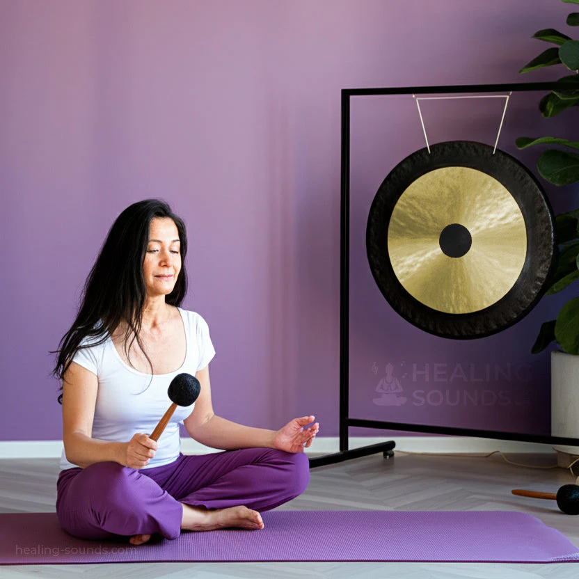 22 Inch Chinese Gong with Beater - Rich Resonance - Image 2