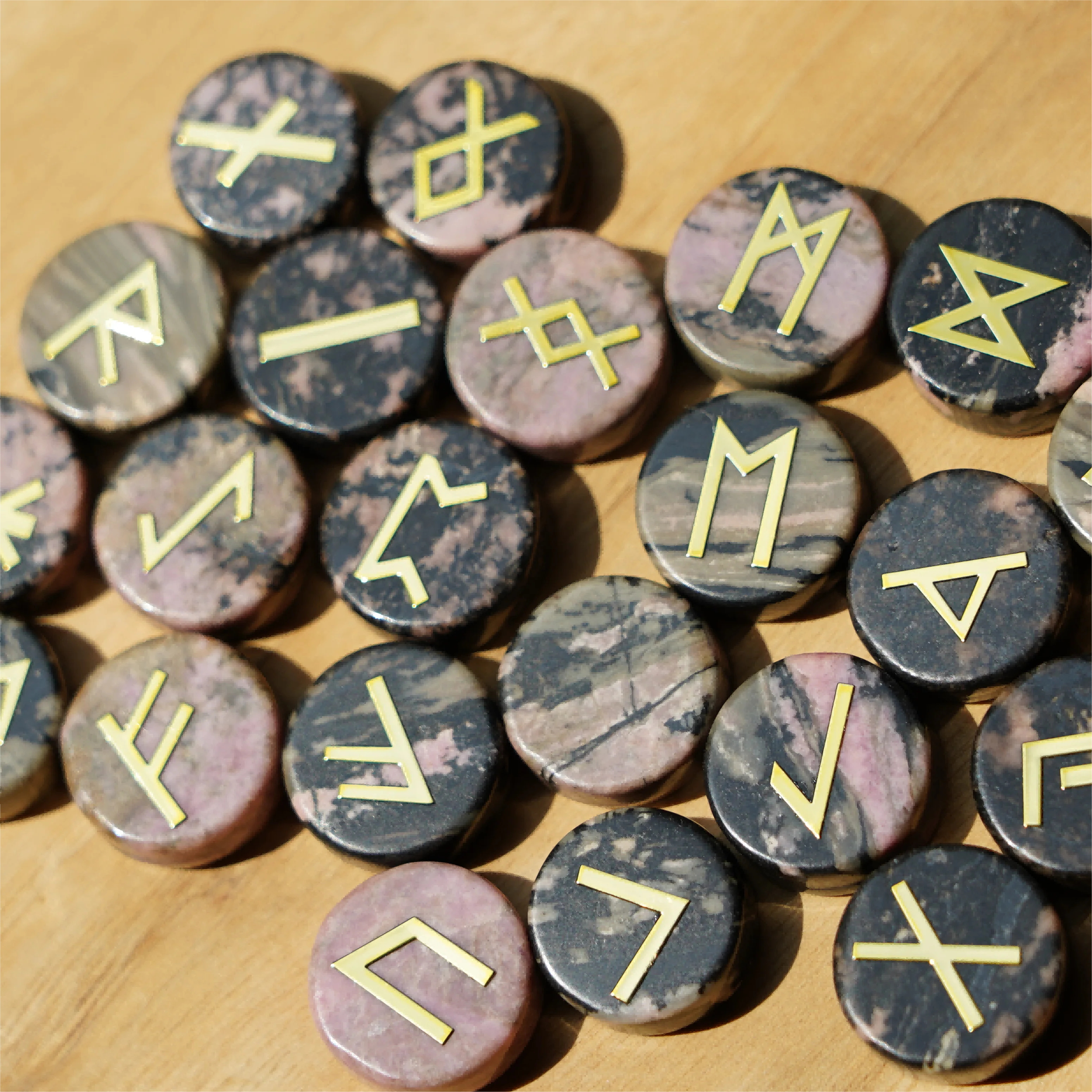 25pcs Mixed Crystal Runes Healing Set | 15mm Polished Stones - Image 15