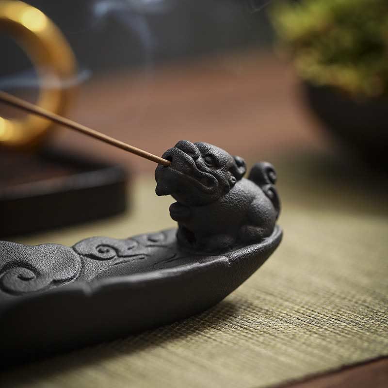 Ceramic Auspicious Clouds Pixiu Incense Burner for Meditation - Image 15