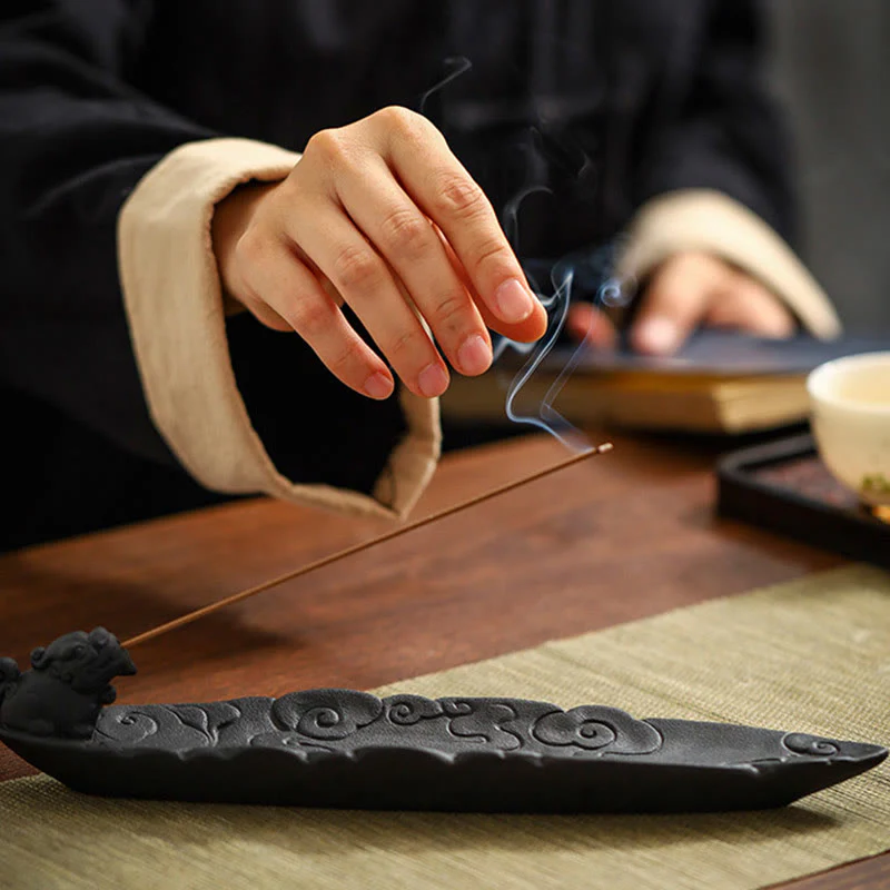 Ceramic Auspicious Clouds Pixiu Incense Burner for Meditation - Image 4