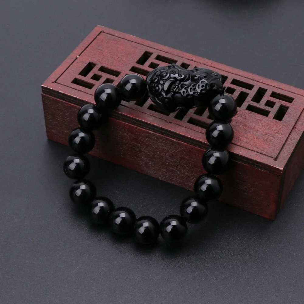 Pixiu Wealth Charm Obsidian Bracelet - Image 3