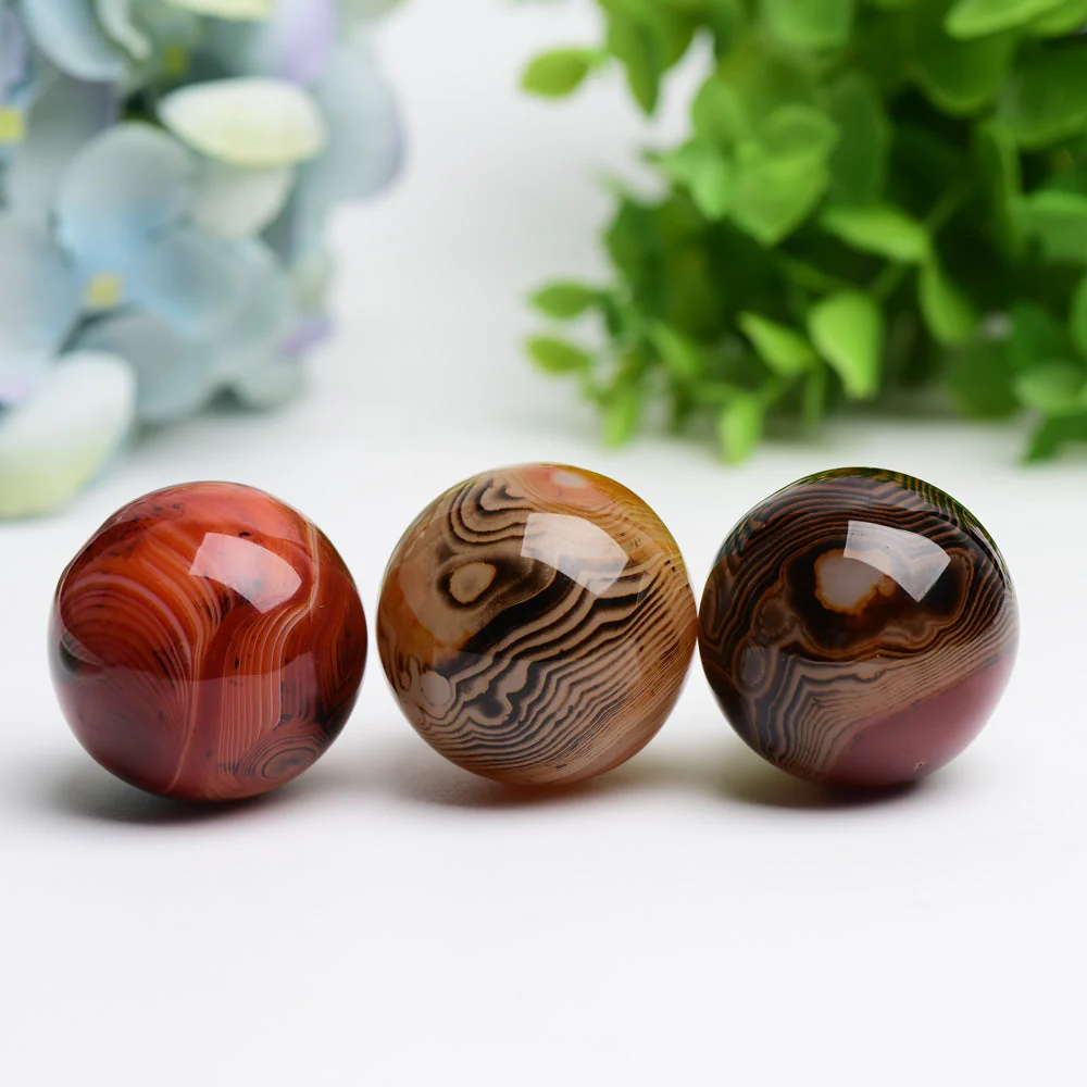 1.5-1.7" Black Sardonyx Crystal Spheres for Energy Healing - Image 2