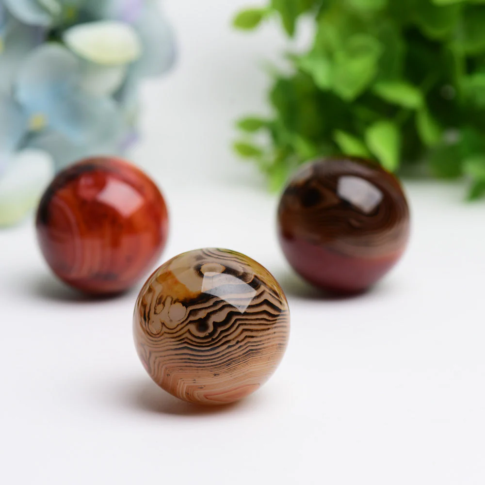 1.5-1.7" Black Sardonyx Crystal Spheres for Energy Healing - Image 3