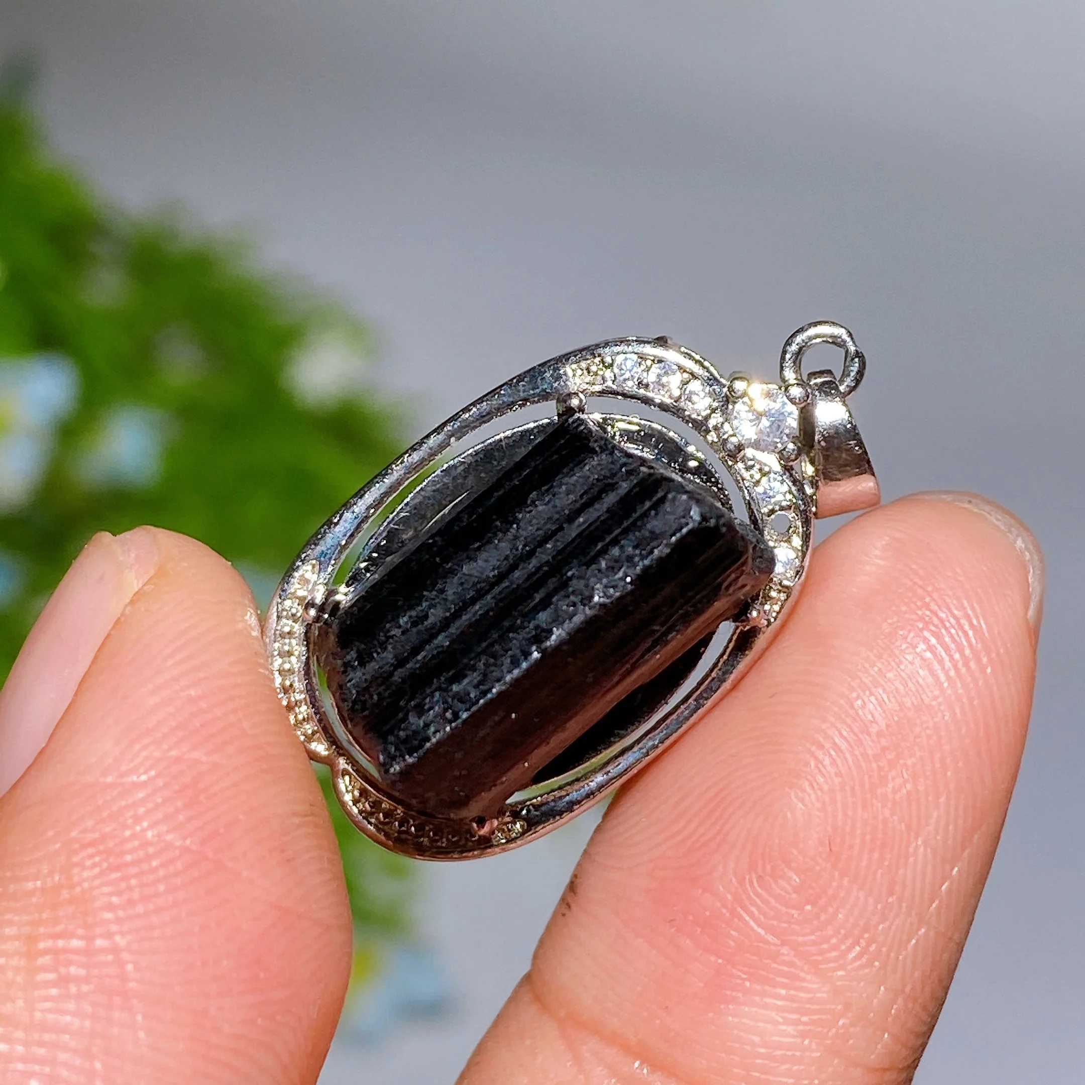 15mm Black Tourmaline Spiritual Pendant for Protection - Image 2