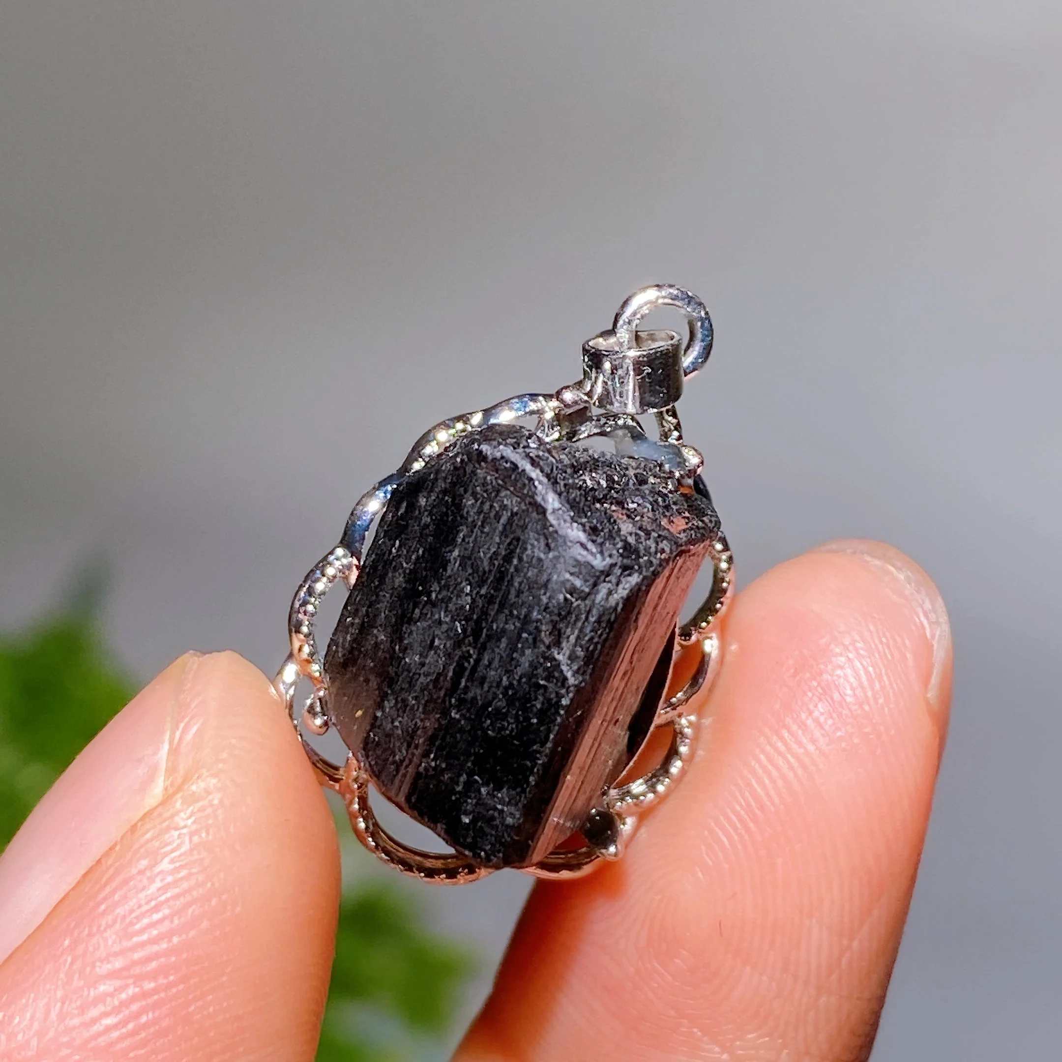 15mm Black Tourmaline Spiritual Pendant for Protection - Image 4
