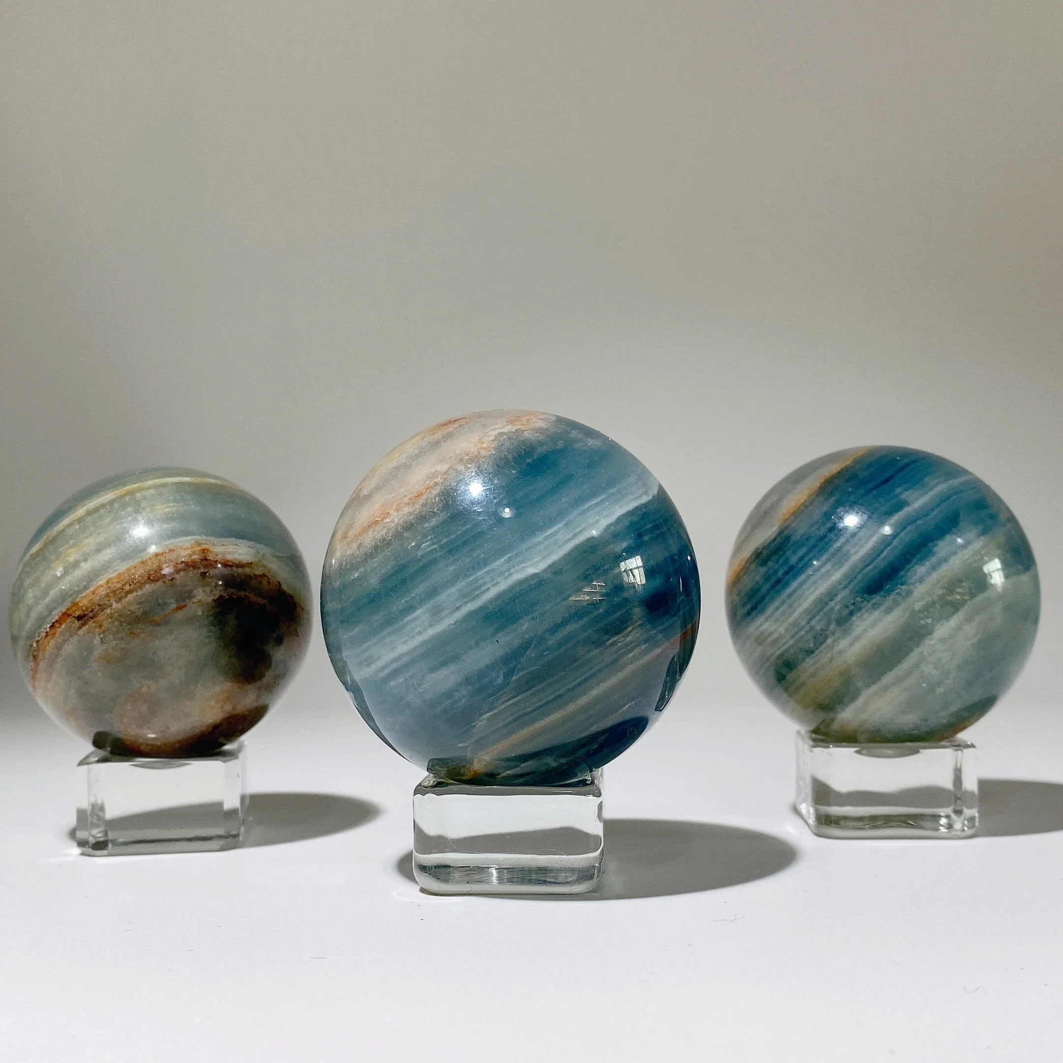 50mm Blue Onyx Crystal Sphere for Healing and Energy - Image 2