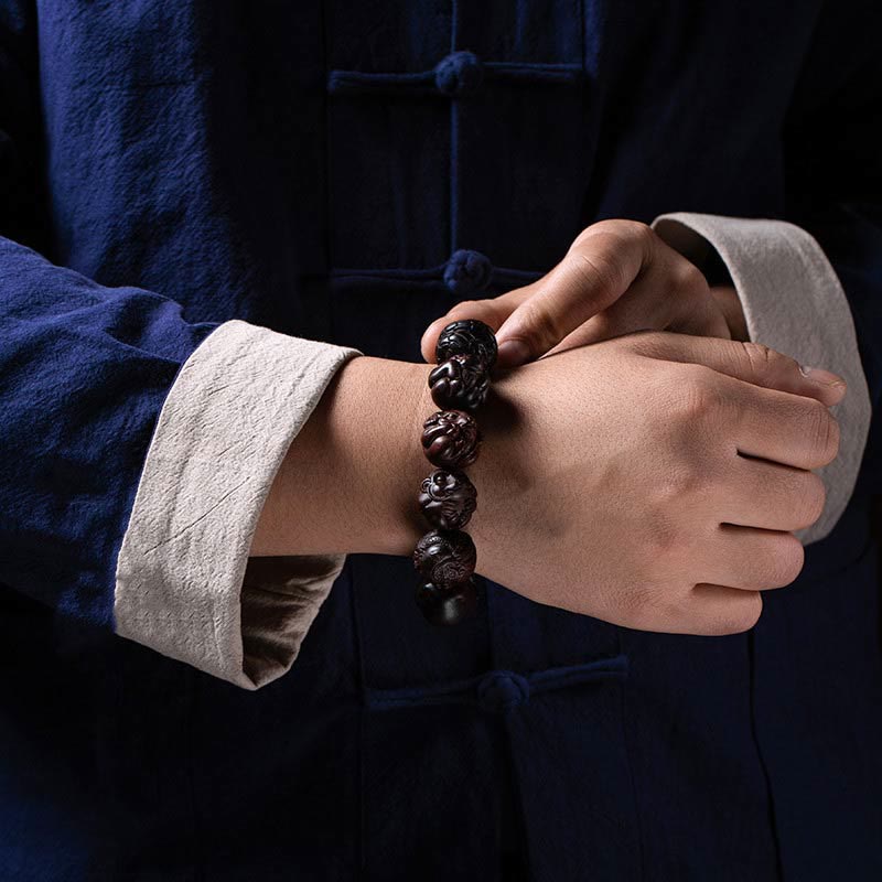 Chinese Zodiac Small Leaf Red Sandalwood Protection Bracelet - Image 5
