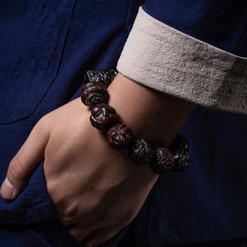 Chinese Zodiac Small Leaf Red Sandalwood Protection Bracelet - Image 8