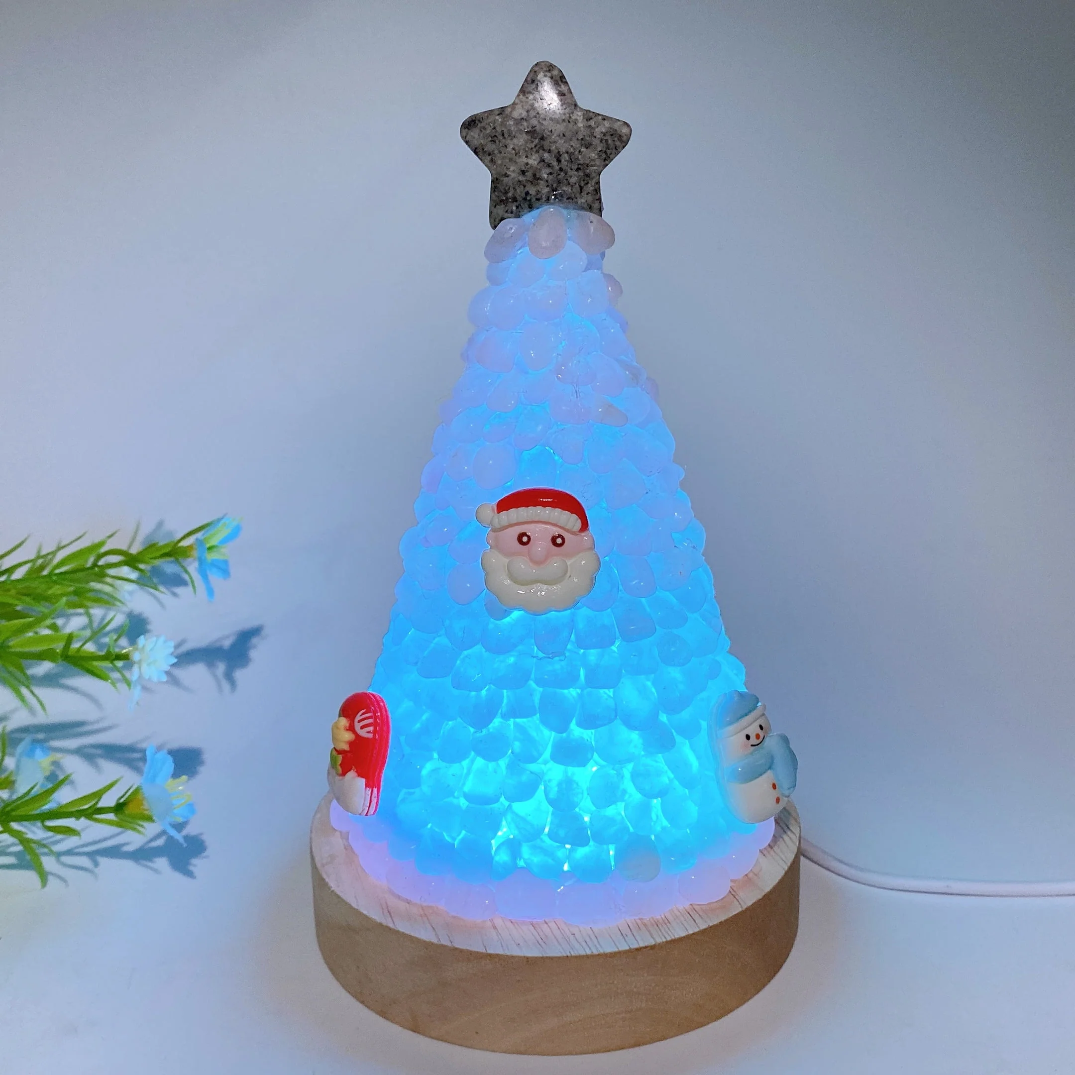 17.5cm Crystal Chips Christmas Tree Lamp for Healing - Image 2