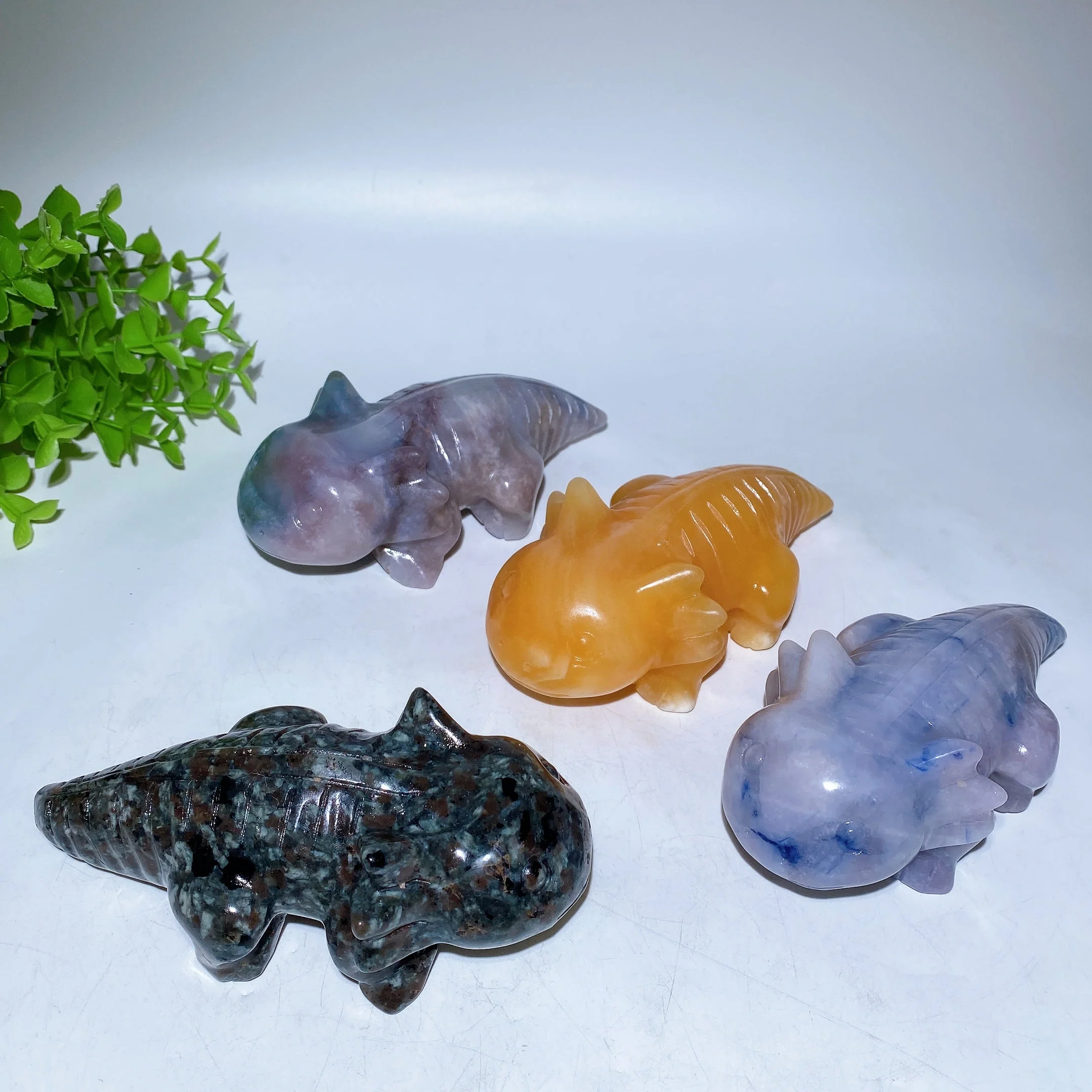 5.6 inch Crystal Salamander Figurine Carving for Healing - Image 2