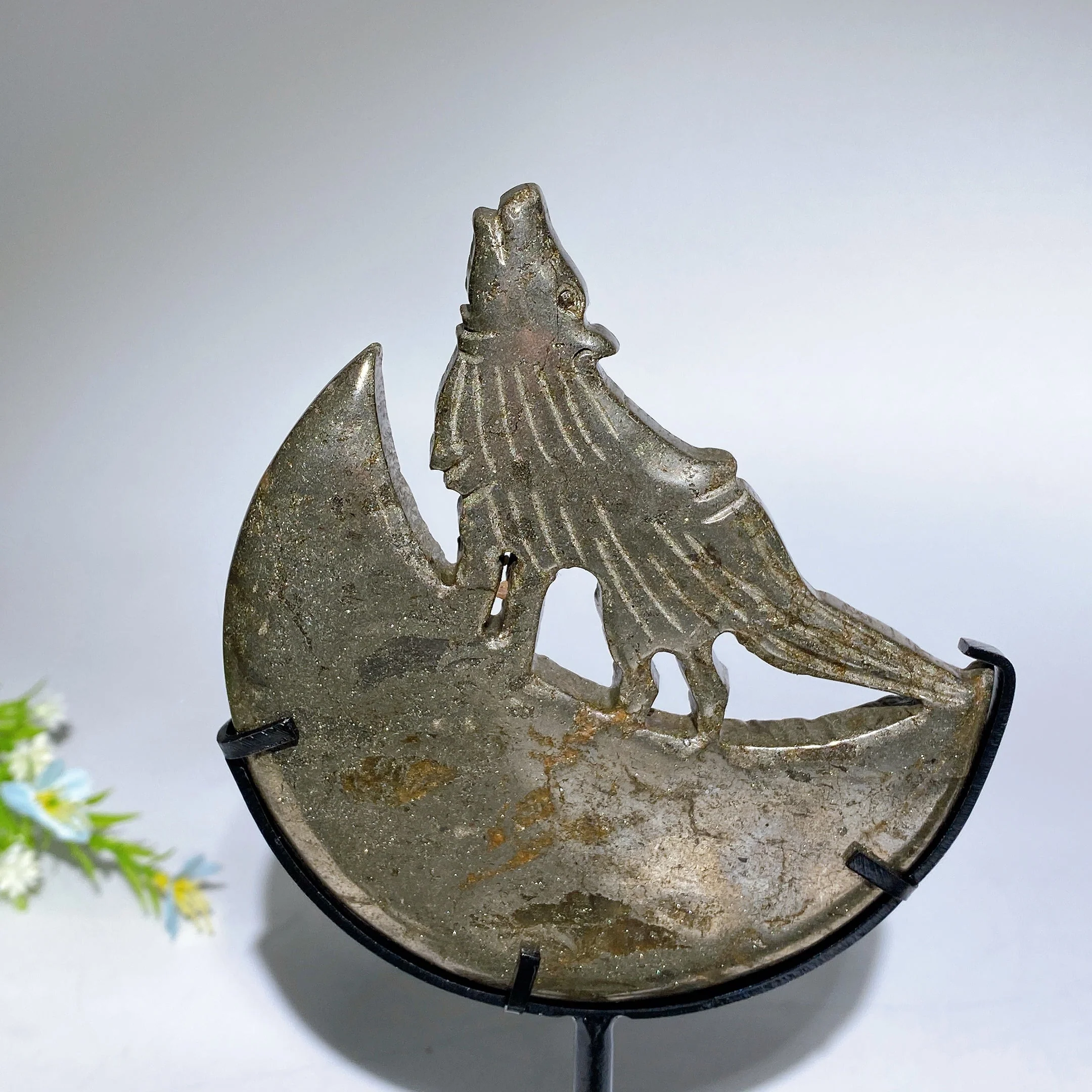 4.0-4.4" Crystal Wolf Carving on Moon with Stand - Image 13