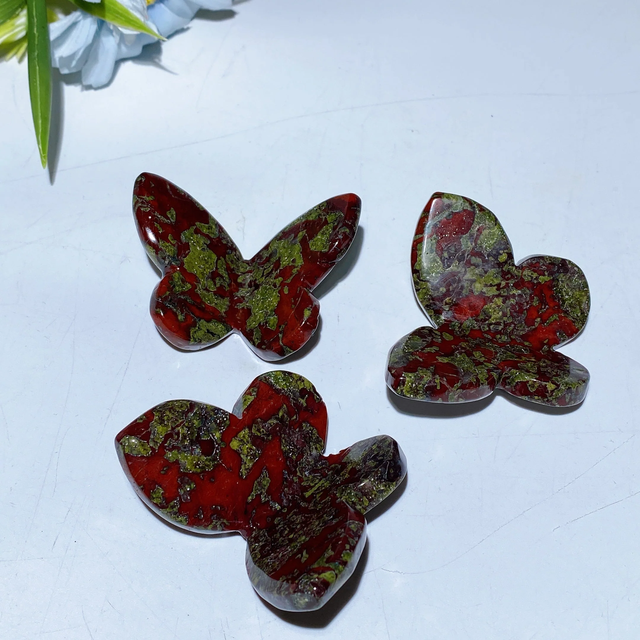 2.4 Inch Dragon Blood Butterfly Carving Crystal Figurine - Image 3