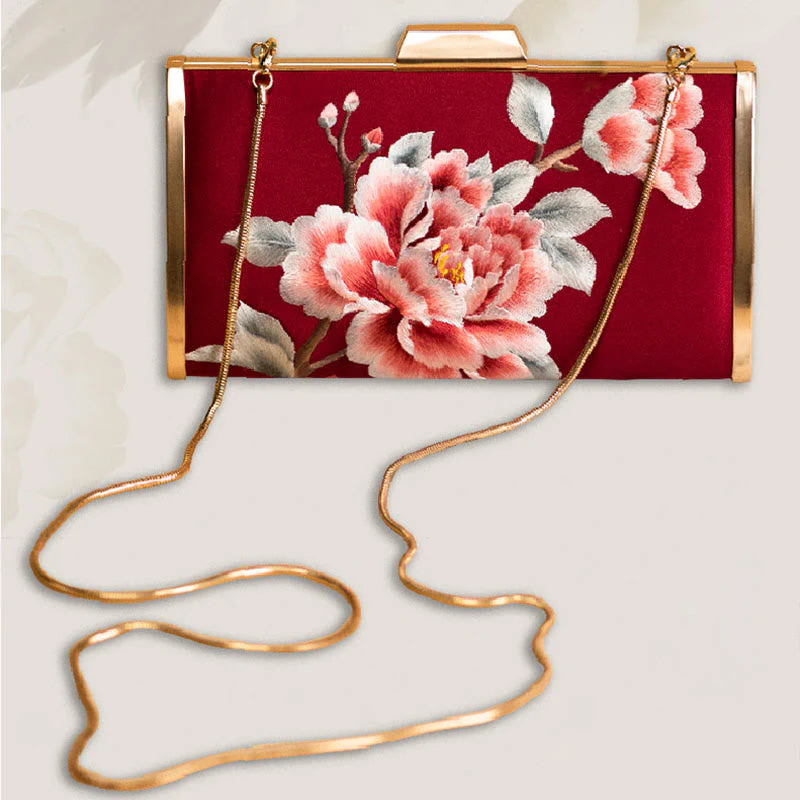 Embroidery Carnation Crossbody Bag 20cm | Elegant Floral Design - Image 7