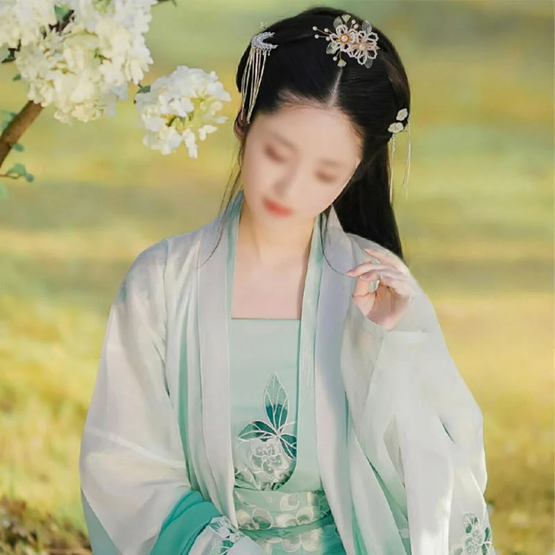 Handmade Flower Leaf Pearl Hair Clip With Tassel - Image 7