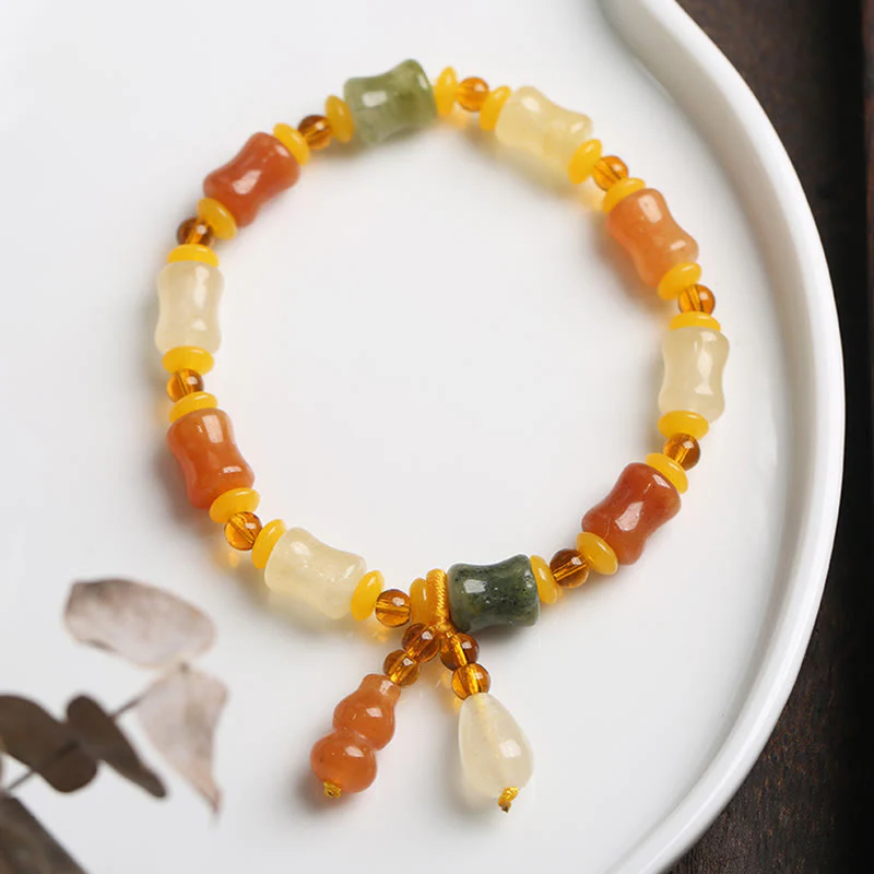Golden Silk Jade Gourd Wealth Charm Bracelet - Image 5