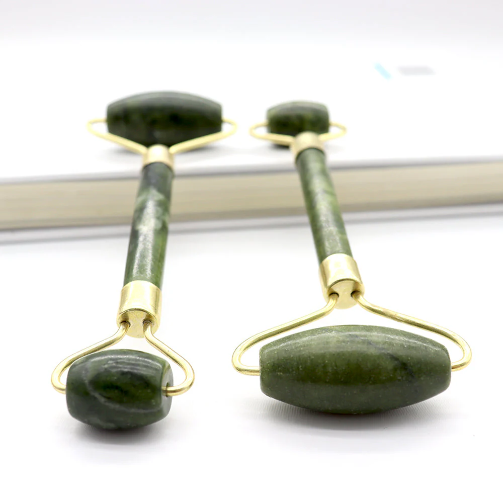 15cm Green Jade Stone Facial Massage Roller - Image 4