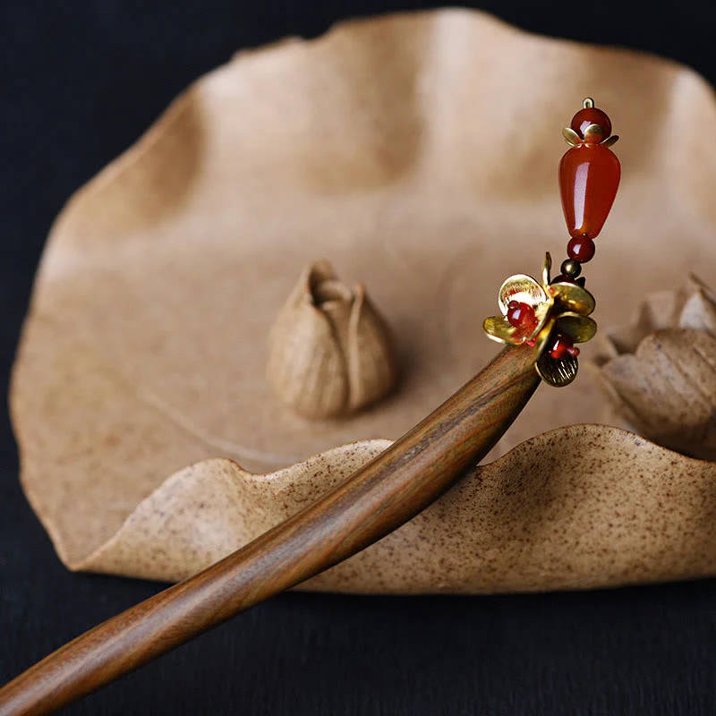 Green Sandalwood Chinese Hairpin for Soothing Harmony - Image 2