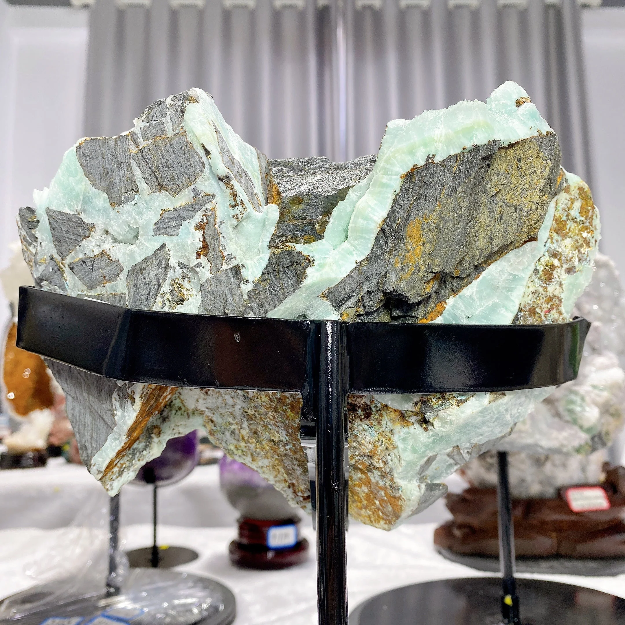 24cm Hemimorphite Heart Shape Crystal Specimen for Healing - Image 4