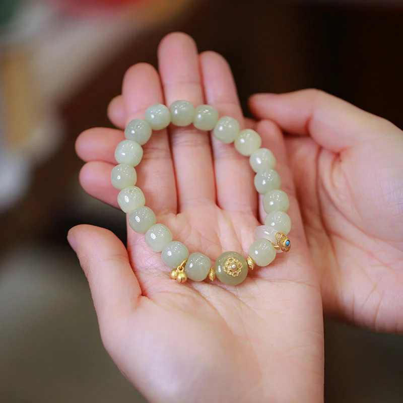 Natural Hetian Jade Luck Bracelet and Necklace Set - Image 4