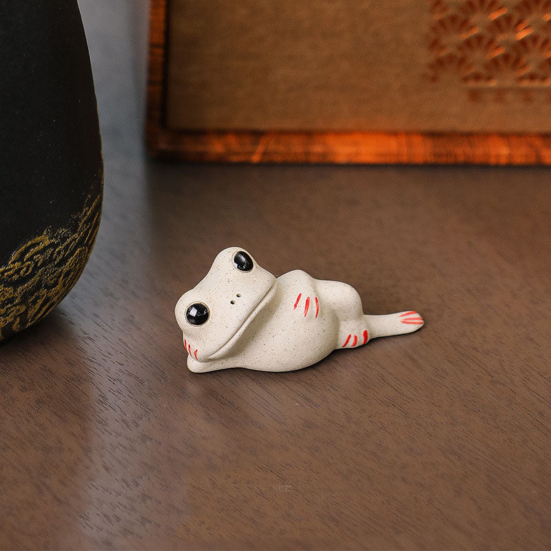 Mini Ceramic Praying Frog Figurine for Wealth and Prosperity - Image 3