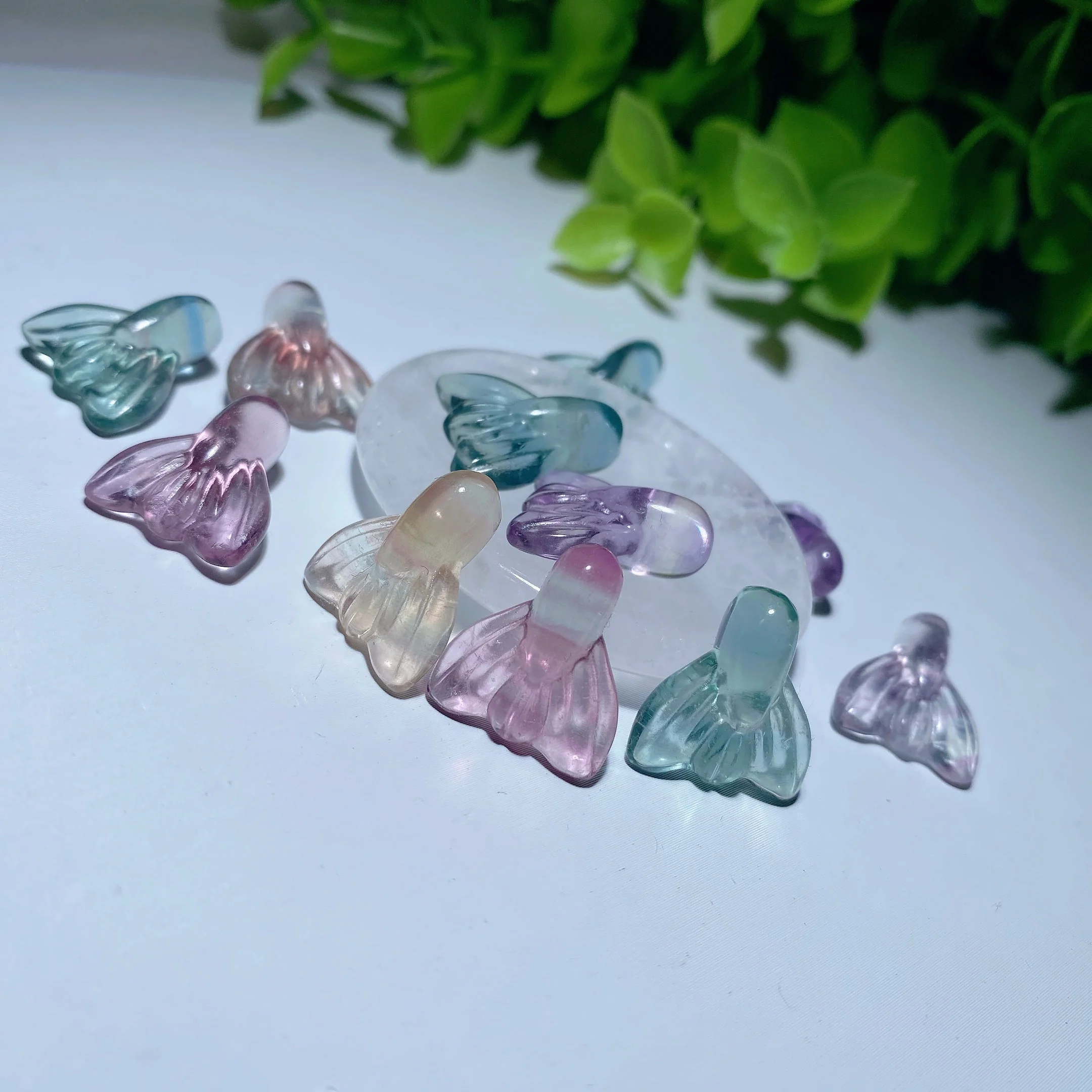 20mm Mini Fluorite Fish Tail Crystal Figurine for Healing - Image 2