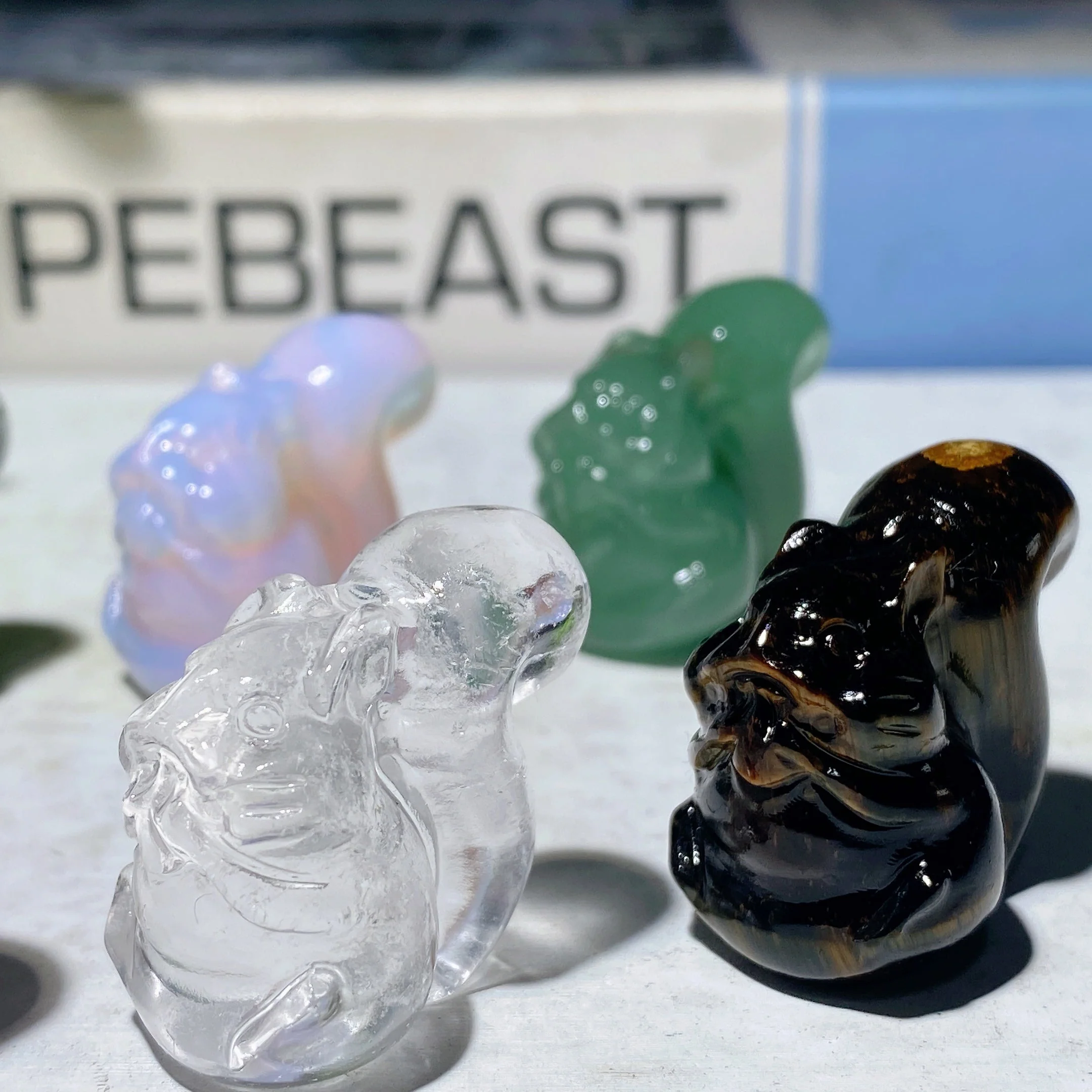 1.2-inch Mixed Crystal Healing Squirrel Figurines - Image 3