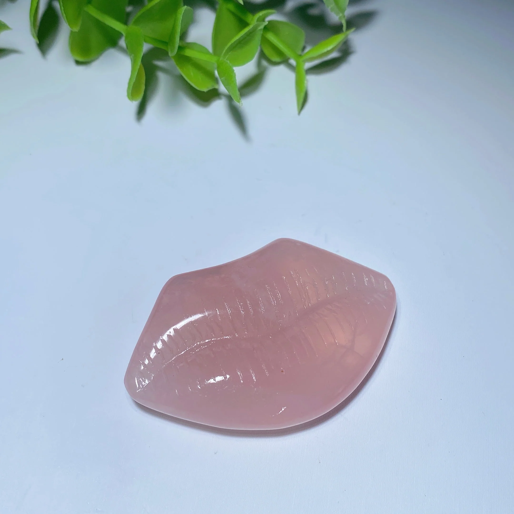 2.0 Inch Mixed Crystal Lips Carving Figurine for Healing - Image 10