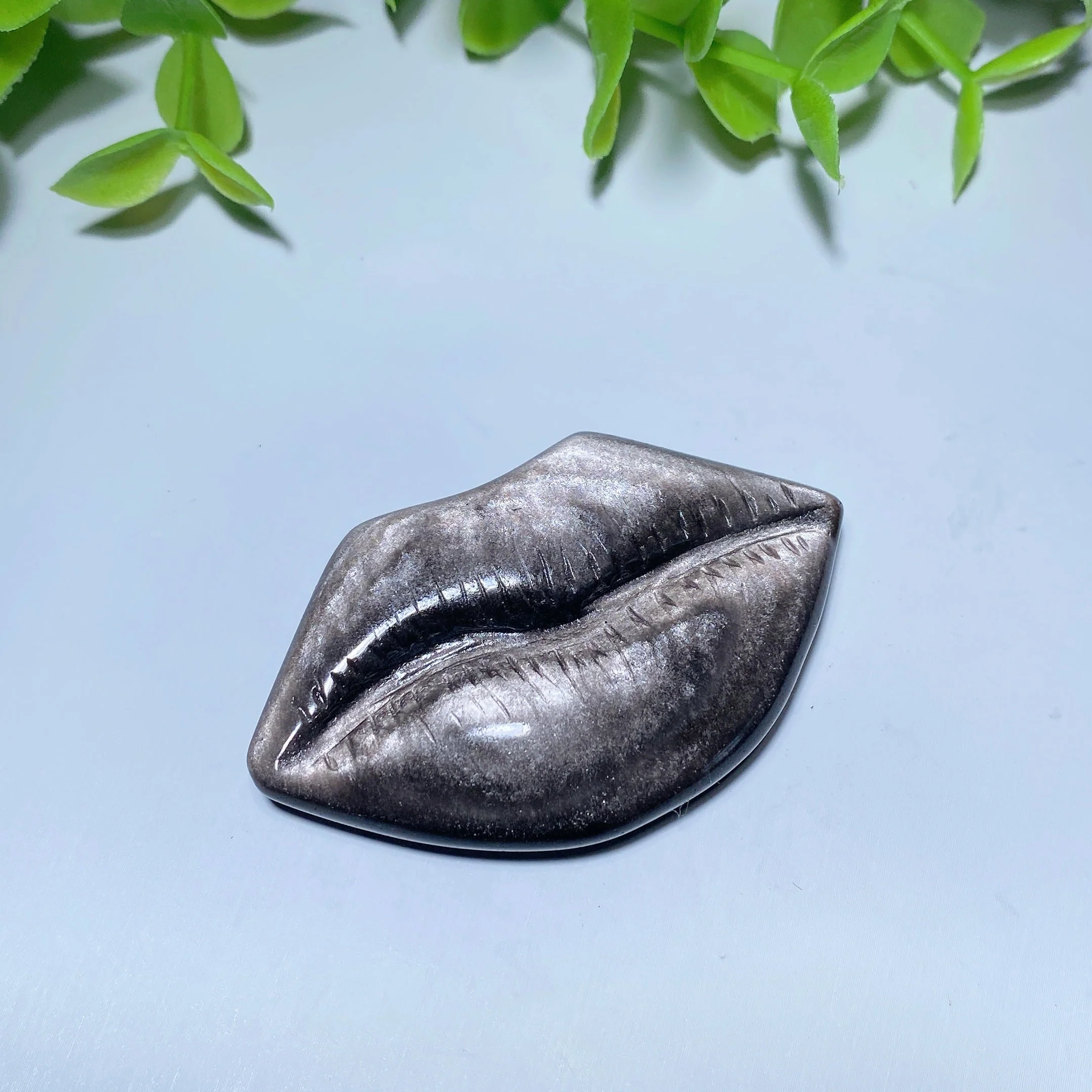 2.0 Inch Mixed Crystal Lips Carving Figurine for Healing - Image 4