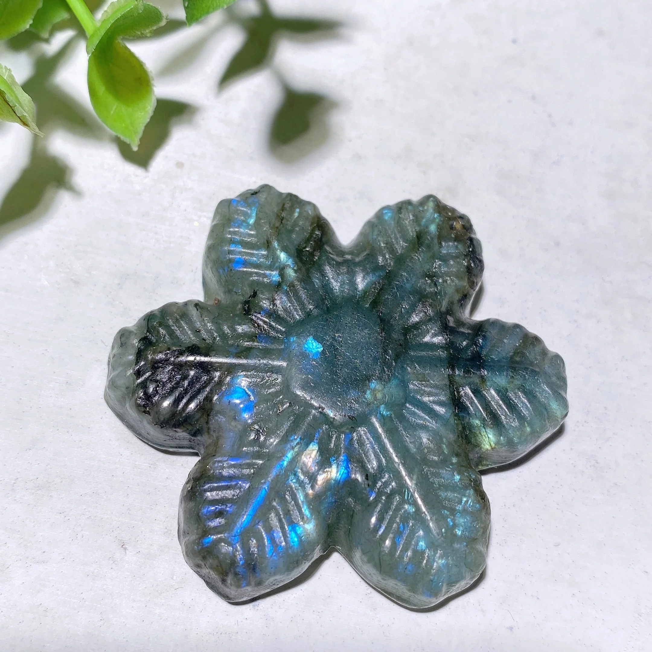 2-Inch Mixed Crystal Snowflake Carvings for Healing - Image 5