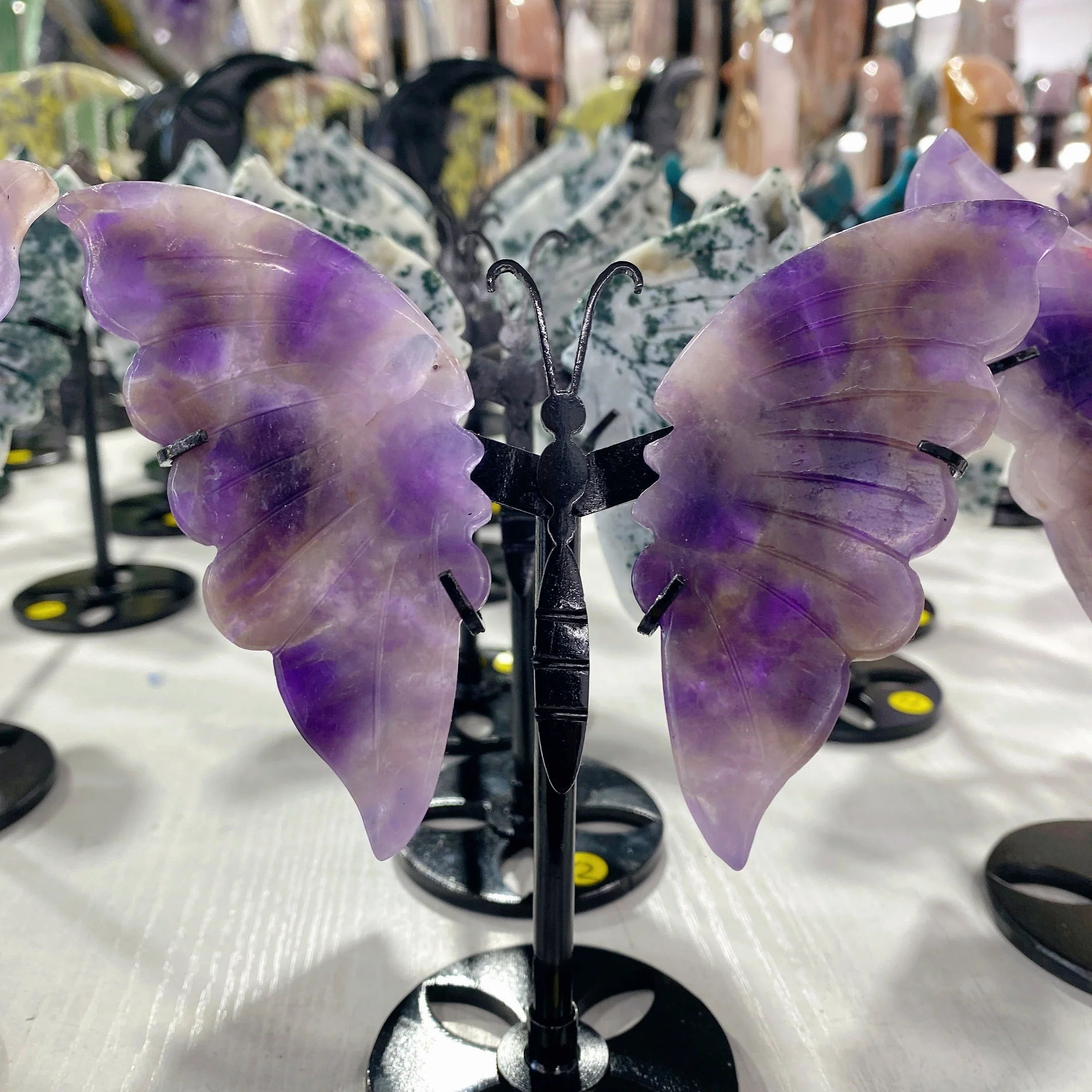 3.5-inch Mixed Crystal Butterfly Wings Carving with Stand - Image 10