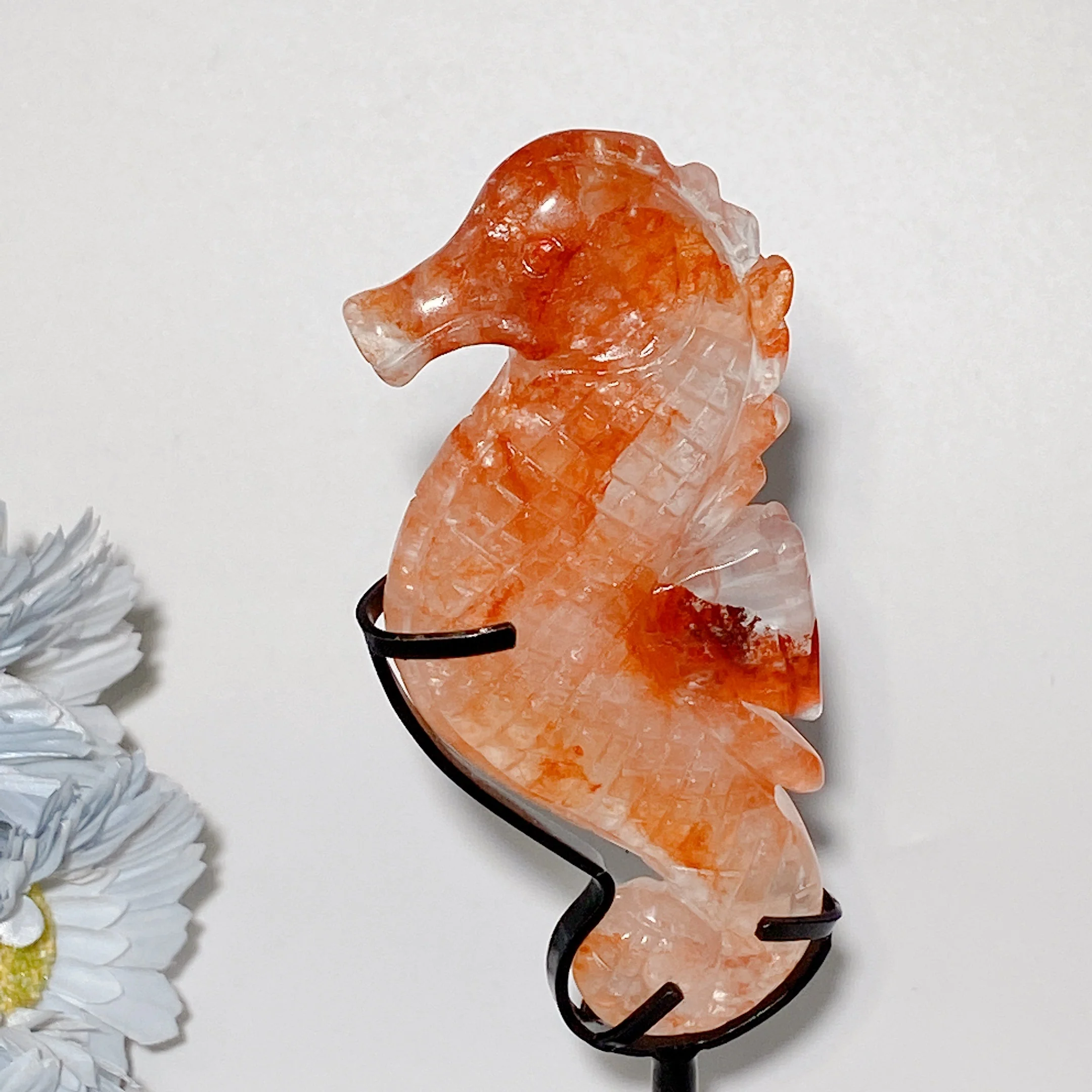 4.5-inch Mixed Crystal Seahorse Figurine for Spiritual Healing - Image 4