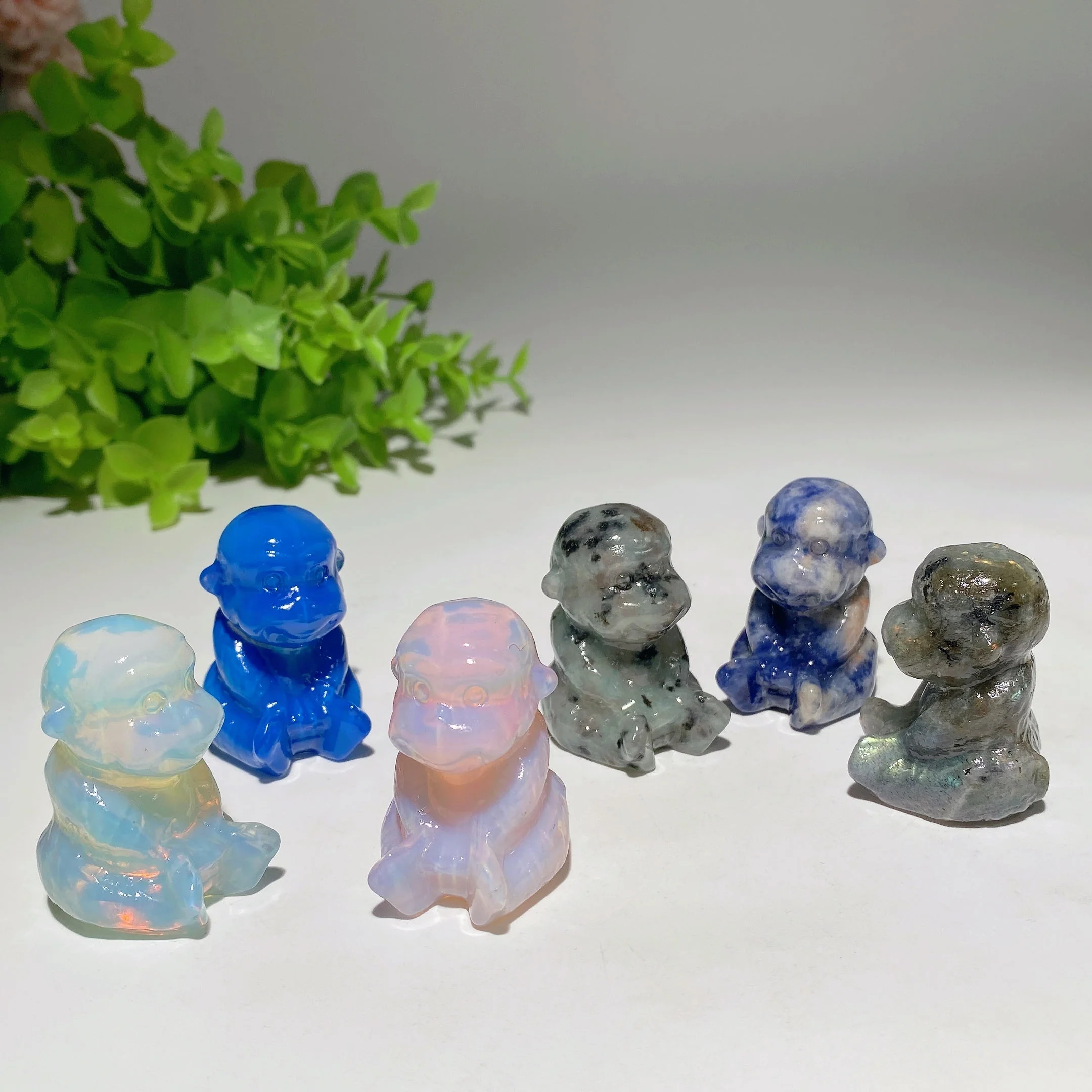 1.5-Inch Mixed Crystal Animal Monkey Carvings for Healing - Image 2