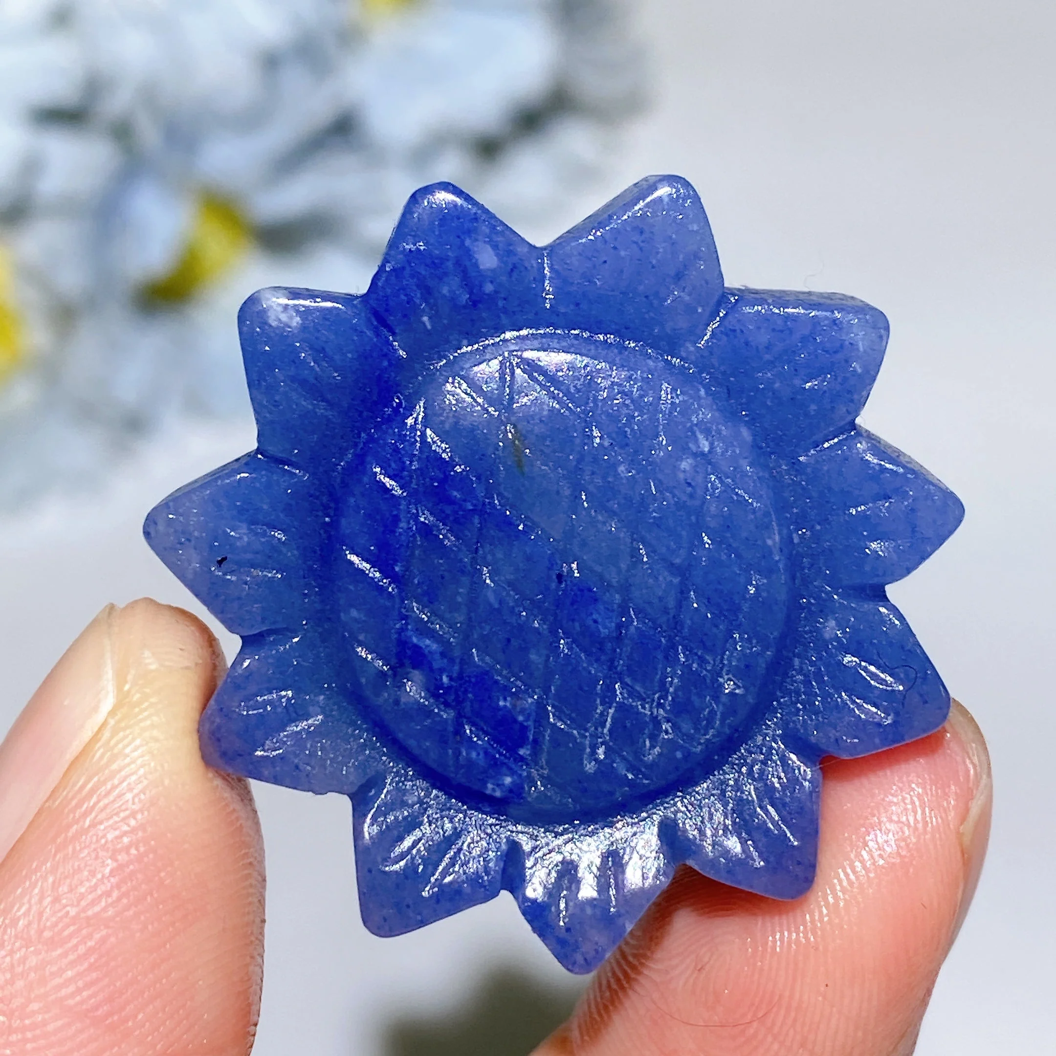 1.3-1.5 inch Mixed Crystal Sunflower Carving Crystal Figurines - Image 10