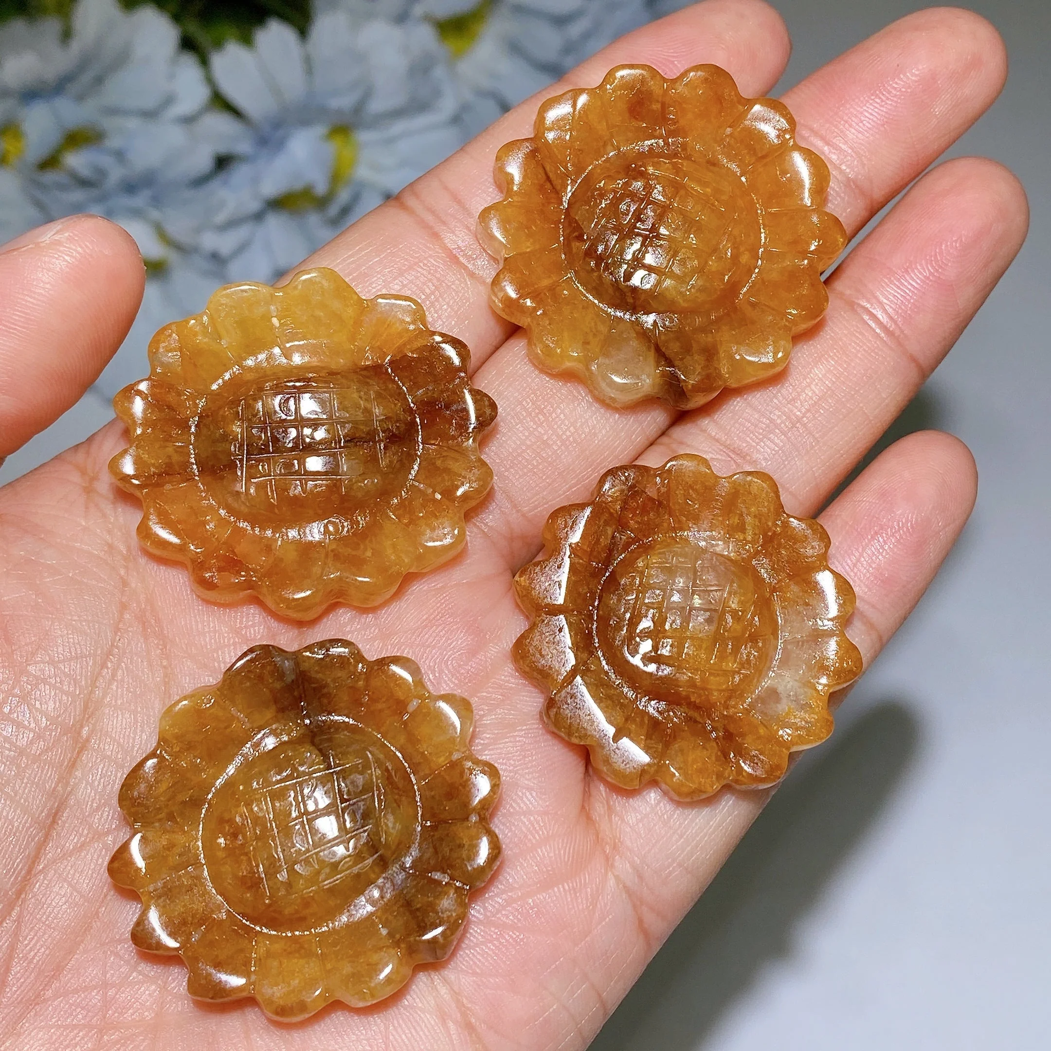 1.3-1.5 inch Mixed Crystal Sunflower Carving Crystal Figurines - Image 6
