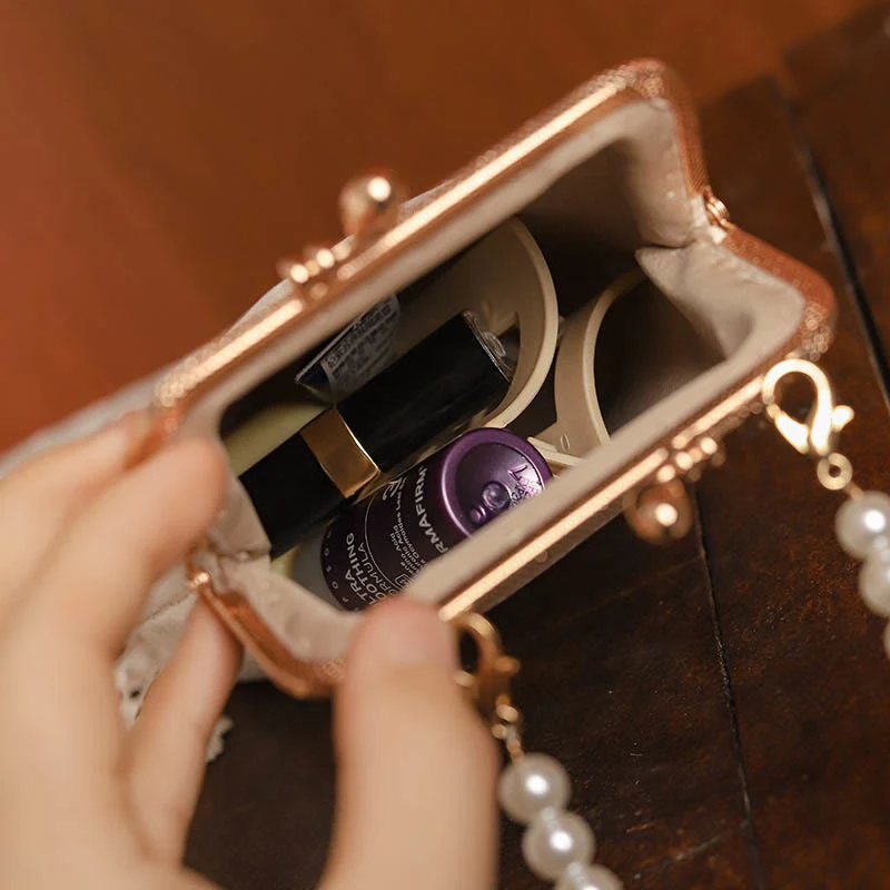 Mountain Stone Orchid Pearl Chain Crossbody Bag - Image 8