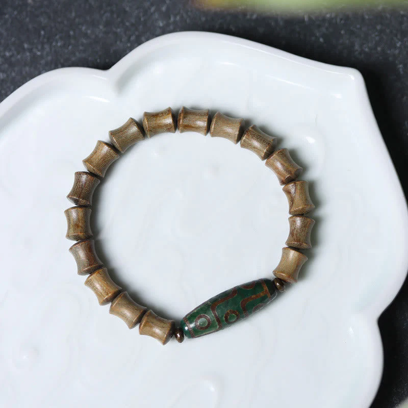 Nine-Eye Dzi Bead Green Sandalwood Spiritual Bracelet 14-16cm - Image 4