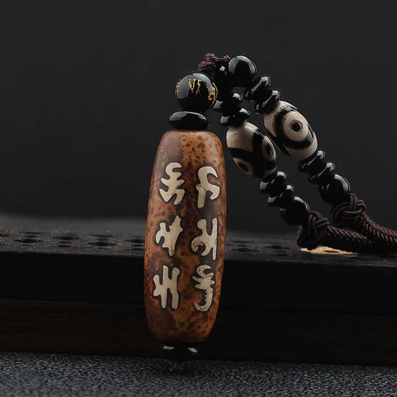 Om Mani Padme Hum Dzi Bead Necklace with Avalokitesvara Pattern