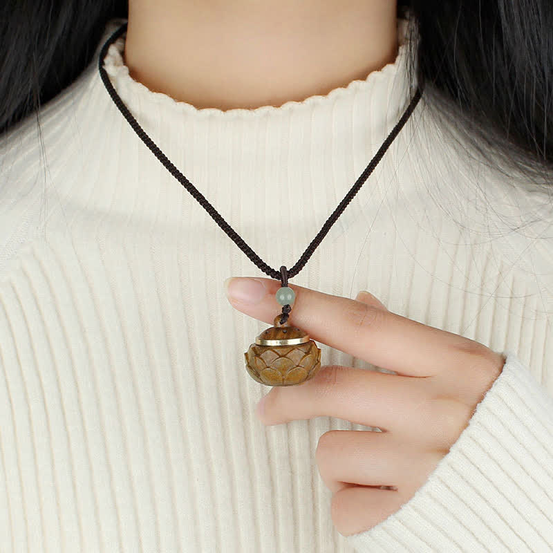 Om Mani Padme Hum Green Sandalwood Necklace for Soothing Peace - Image 9