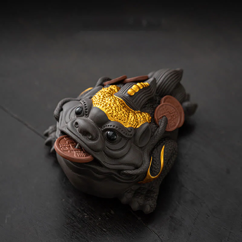 11cm Purple Clay Feng Shui Frog Figurine with Copper Coins - Image 2
