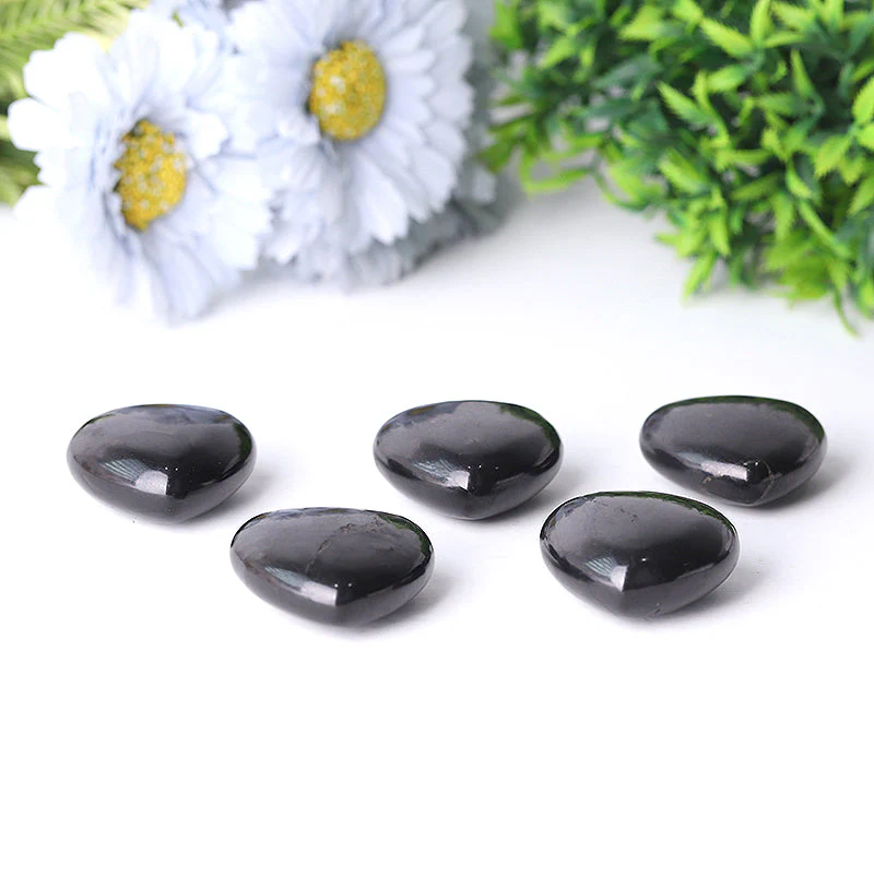 1.5 inch Shungite Heart Carving for Chakra Healing - Image 5