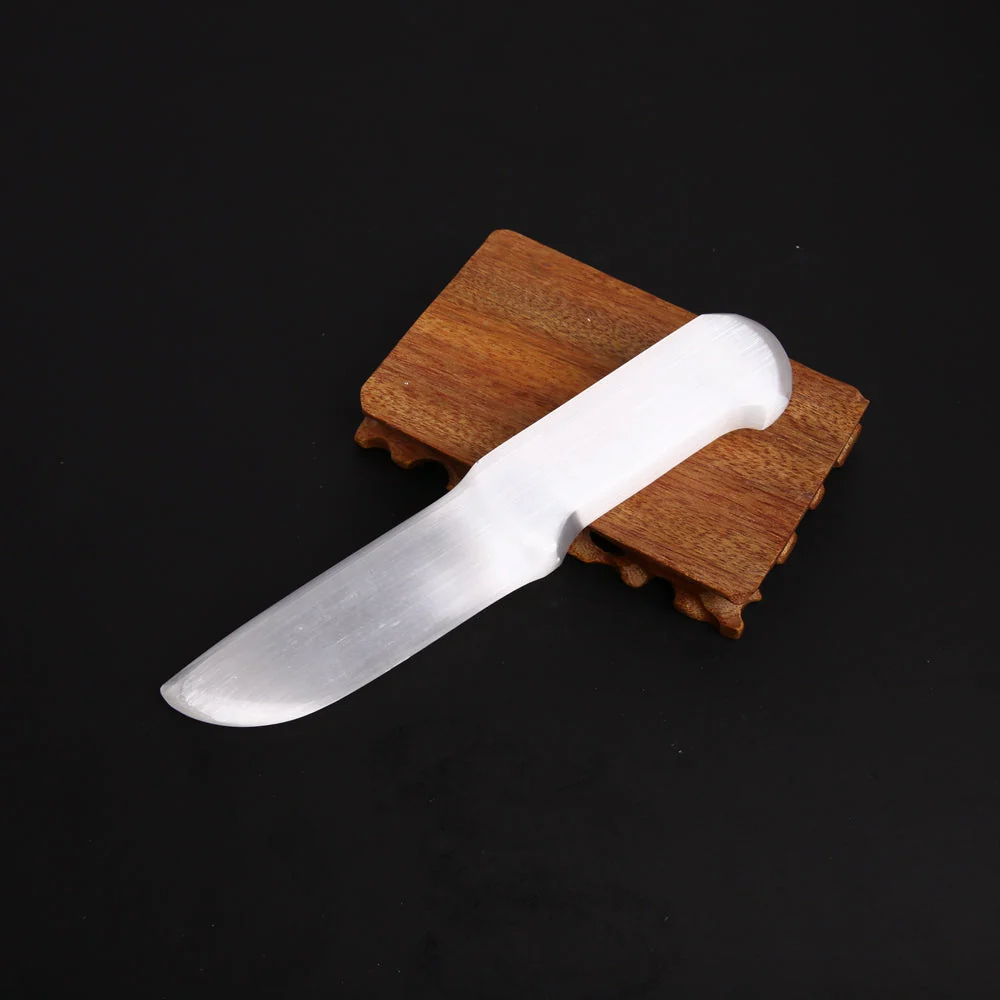 9-inch Selenite Knife Crystal Carving for Mind Clarity - Image 3