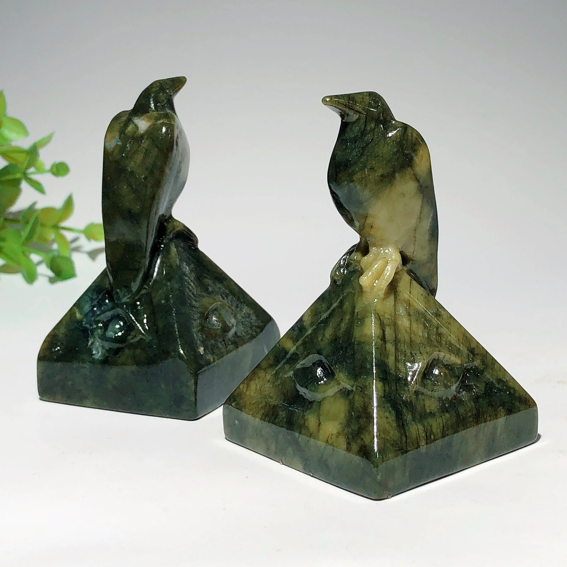 3.1 inch Serpentine & Black Obsidian Raven on Pyramid Crystal - Image 4