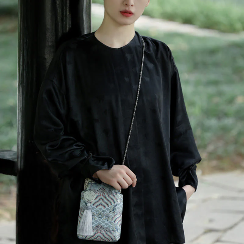 Small Blue Ocean Waves Crossbody Bag With Metal Chain - Image 11