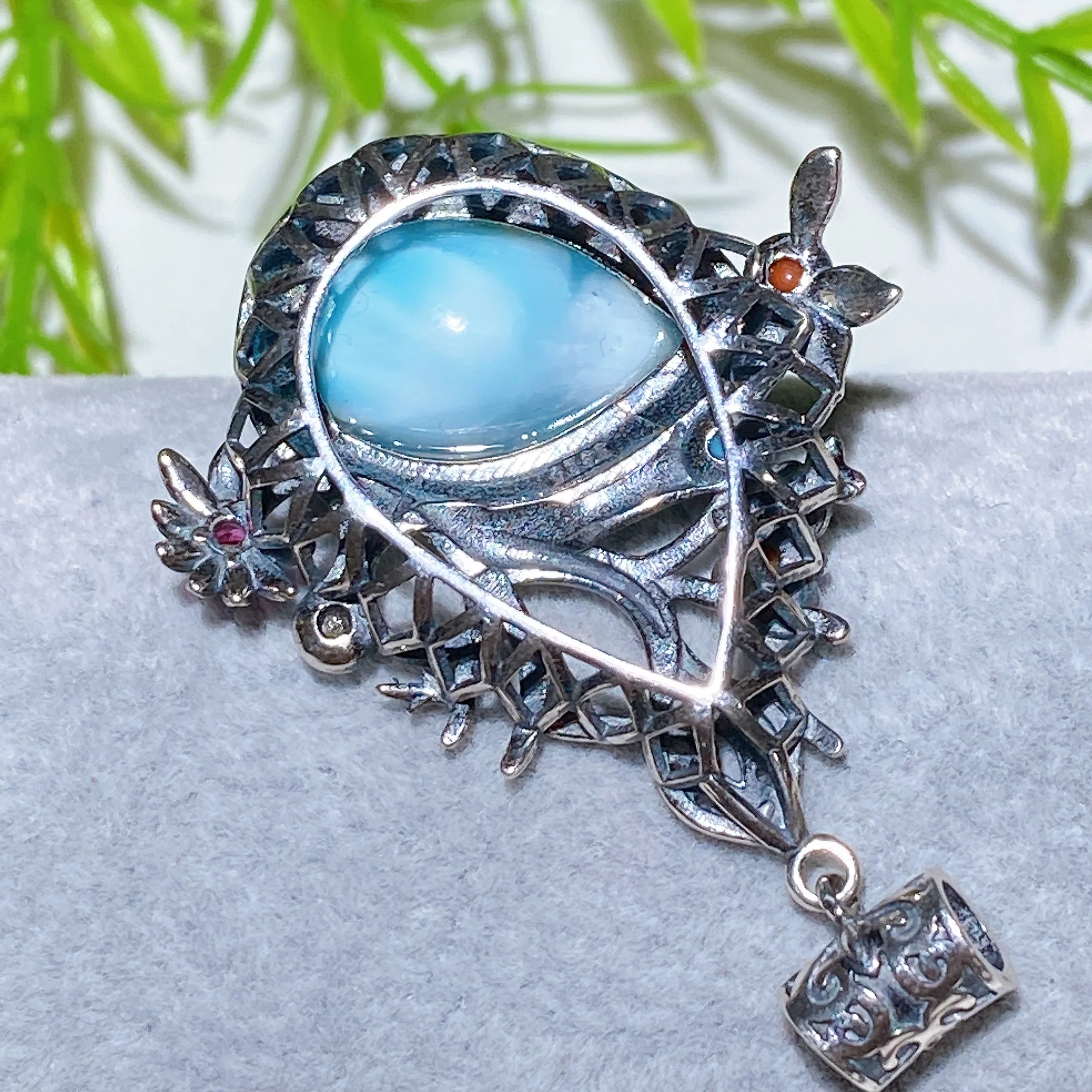 Sterling Silver Clear Quartz Pendant with Healing Crystal Gems - Image 7