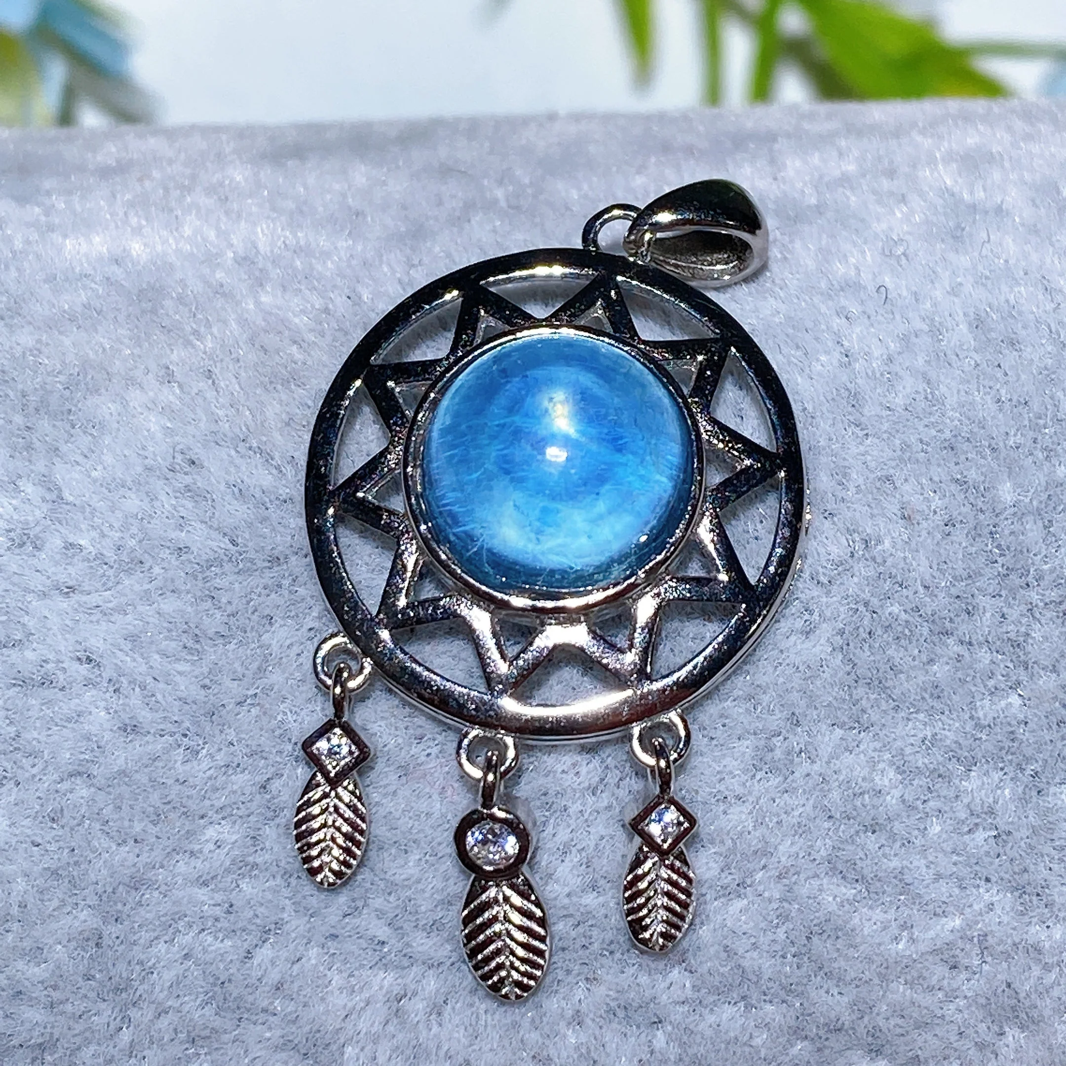 Sterling Silver Clear Quartz Pendant with Healing Crystal Gems - Image 8