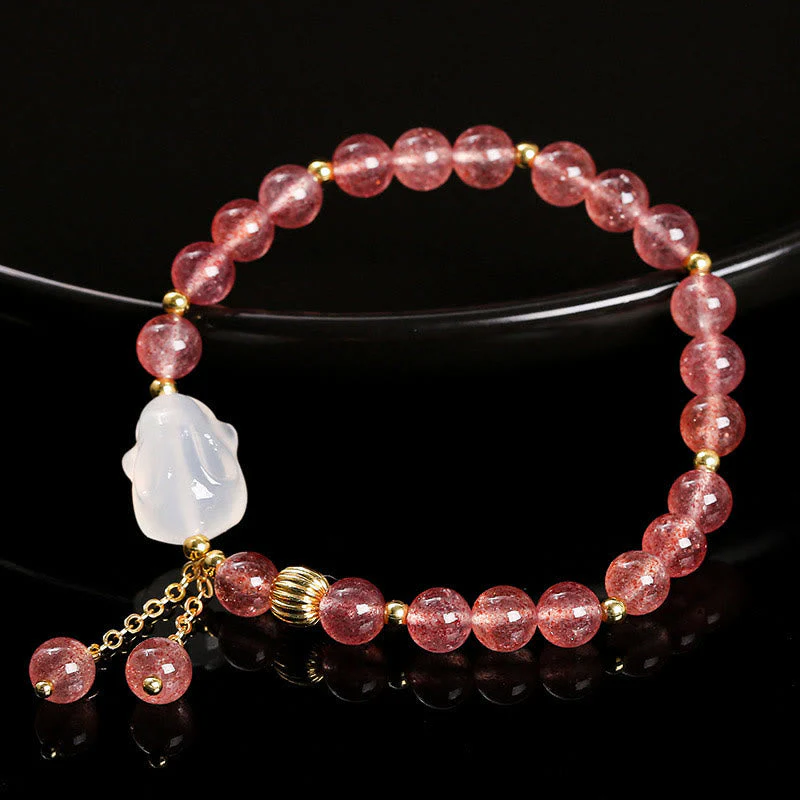 6mm Strawberry Quartz Rabbit Healing Bracelet for Women - Image 3