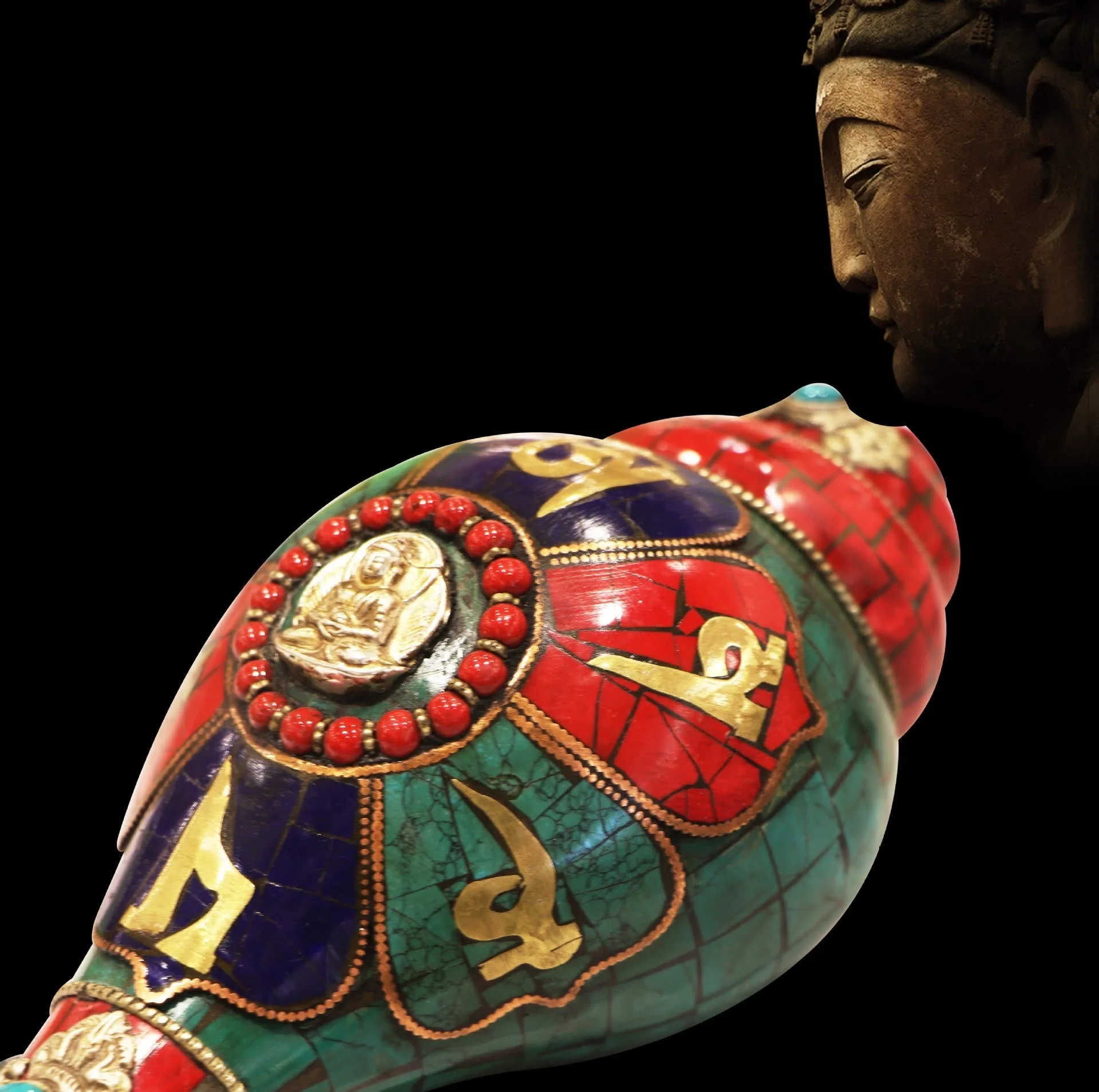 Tibetan Handmade Shankha Conch Shell 23cm | Zen Decor - Image 3